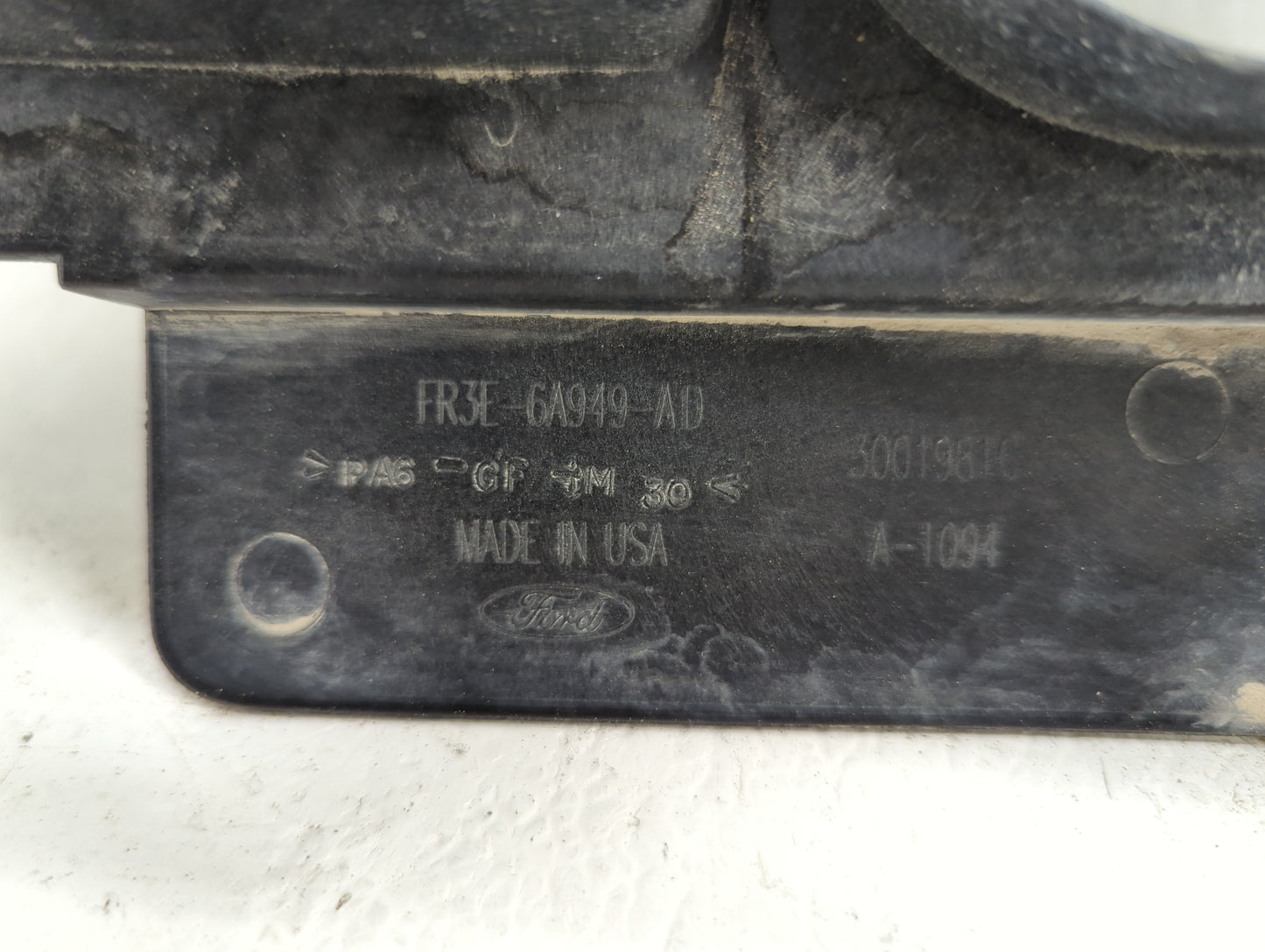 2019 Ford Mustang Engine Cover - Oemusedautoparts1.com
