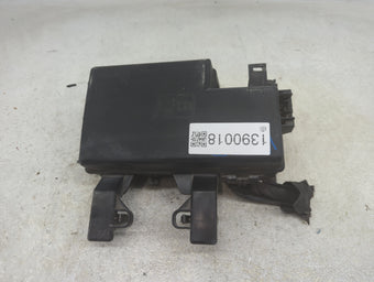 compare product 2018-2019 Ford Mustang Fusebox Fuse Box Panel Relay Module Fits Fits 2018 2019 OEM Used Auto Parts