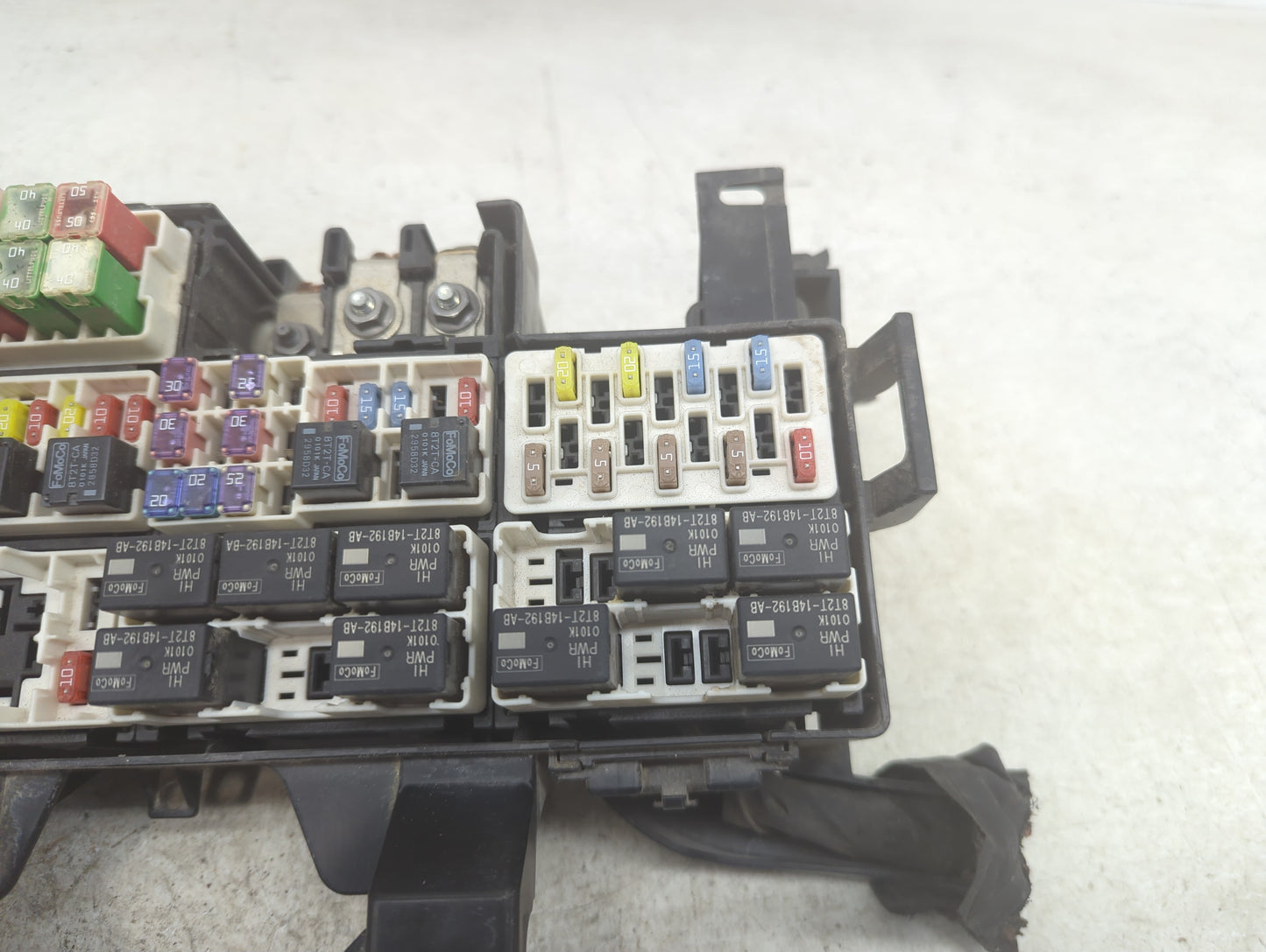 2018-2019 Ford Mustang Fusebox Fuse Box Panel Relay Module Fits Fits 2018 2019 OEM Used Auto Parts - Oemusedautoparts1.com