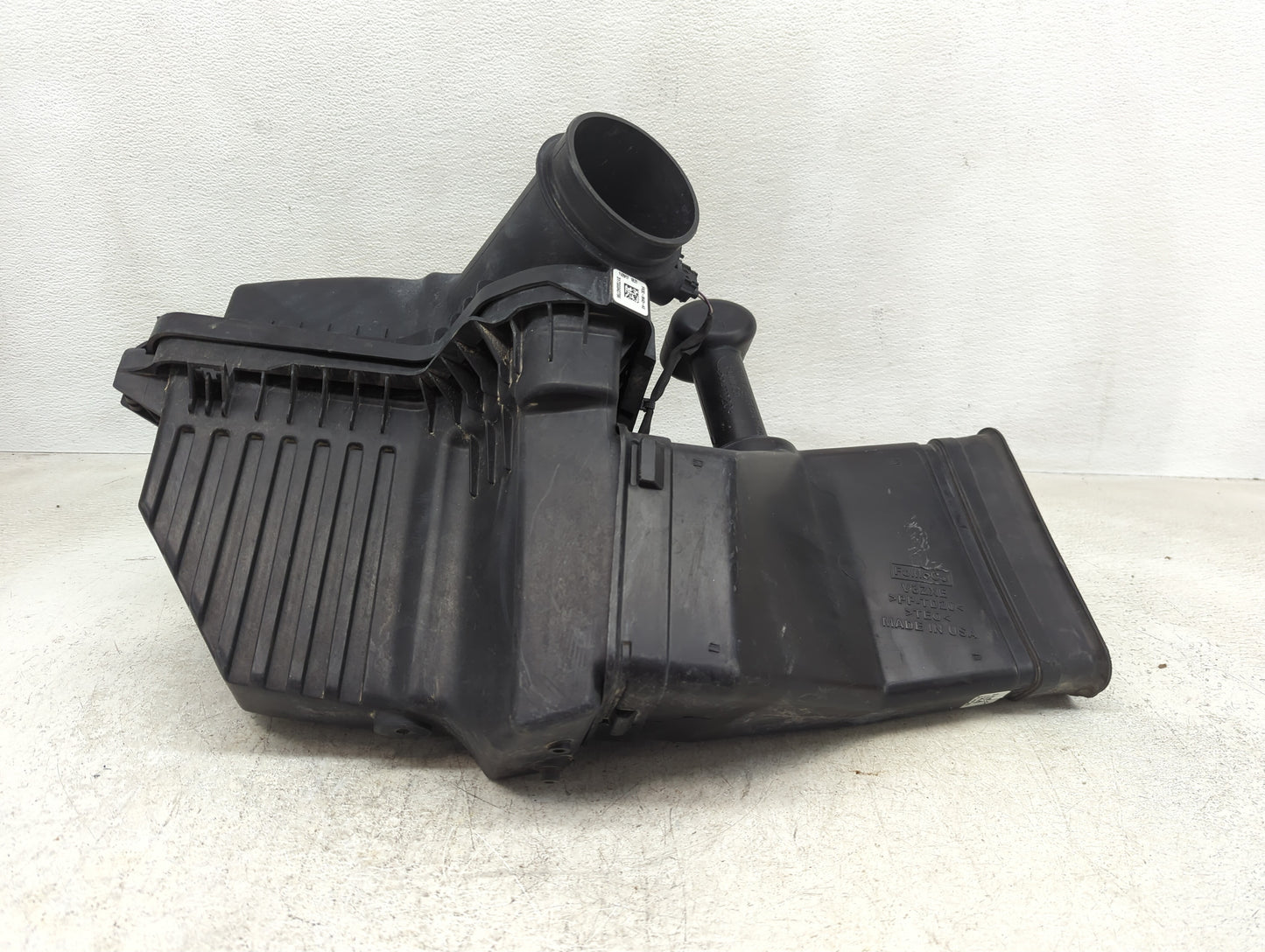 2018-2022 Ford Mustang Air Cleaner Intake-duct Hose Tube - Oemusedautoparts1.com