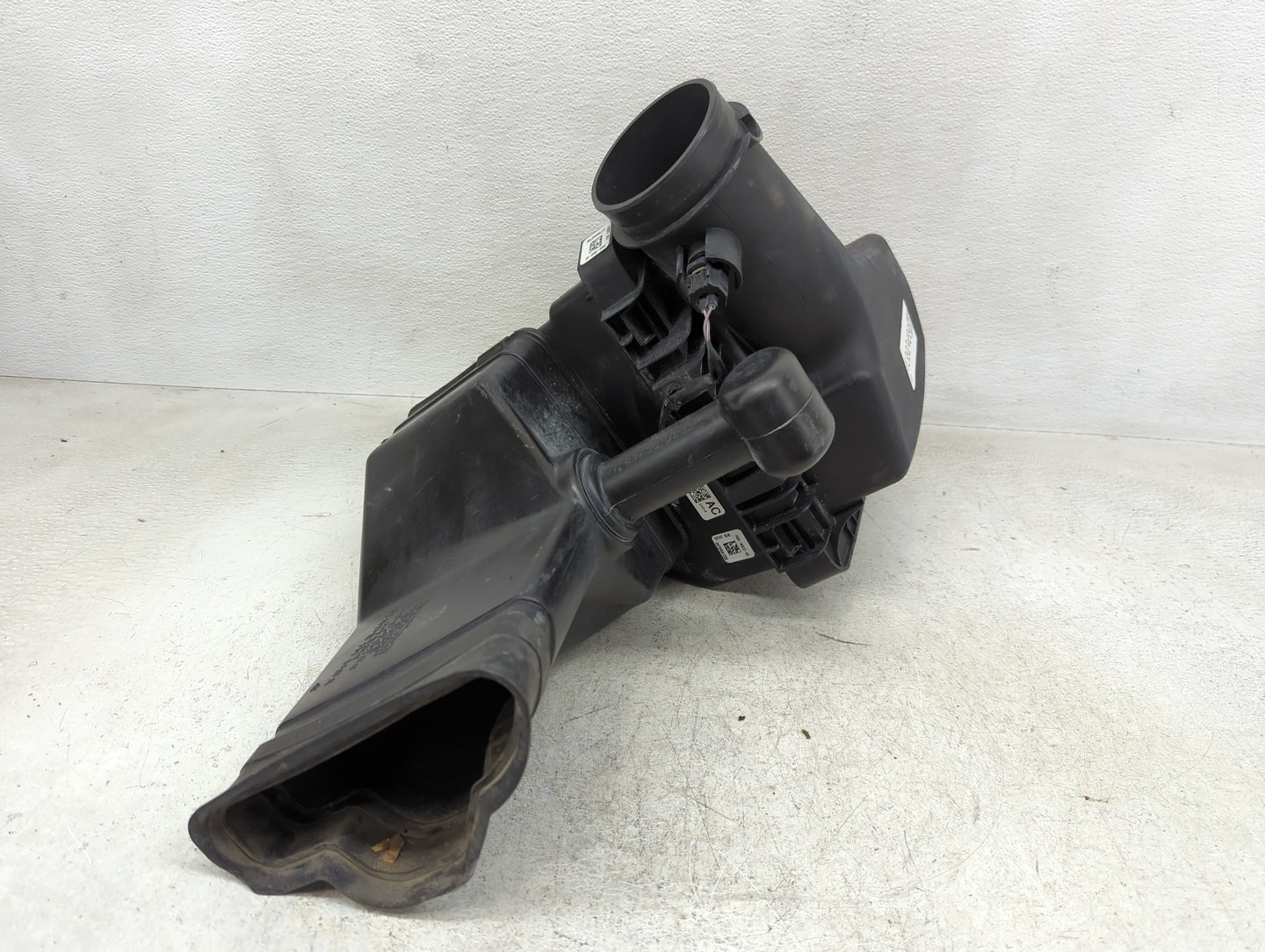 2018-2022 Ford Mustang Air Cleaner Intake-duct Hose Tube - Oemusedautoparts1.com
