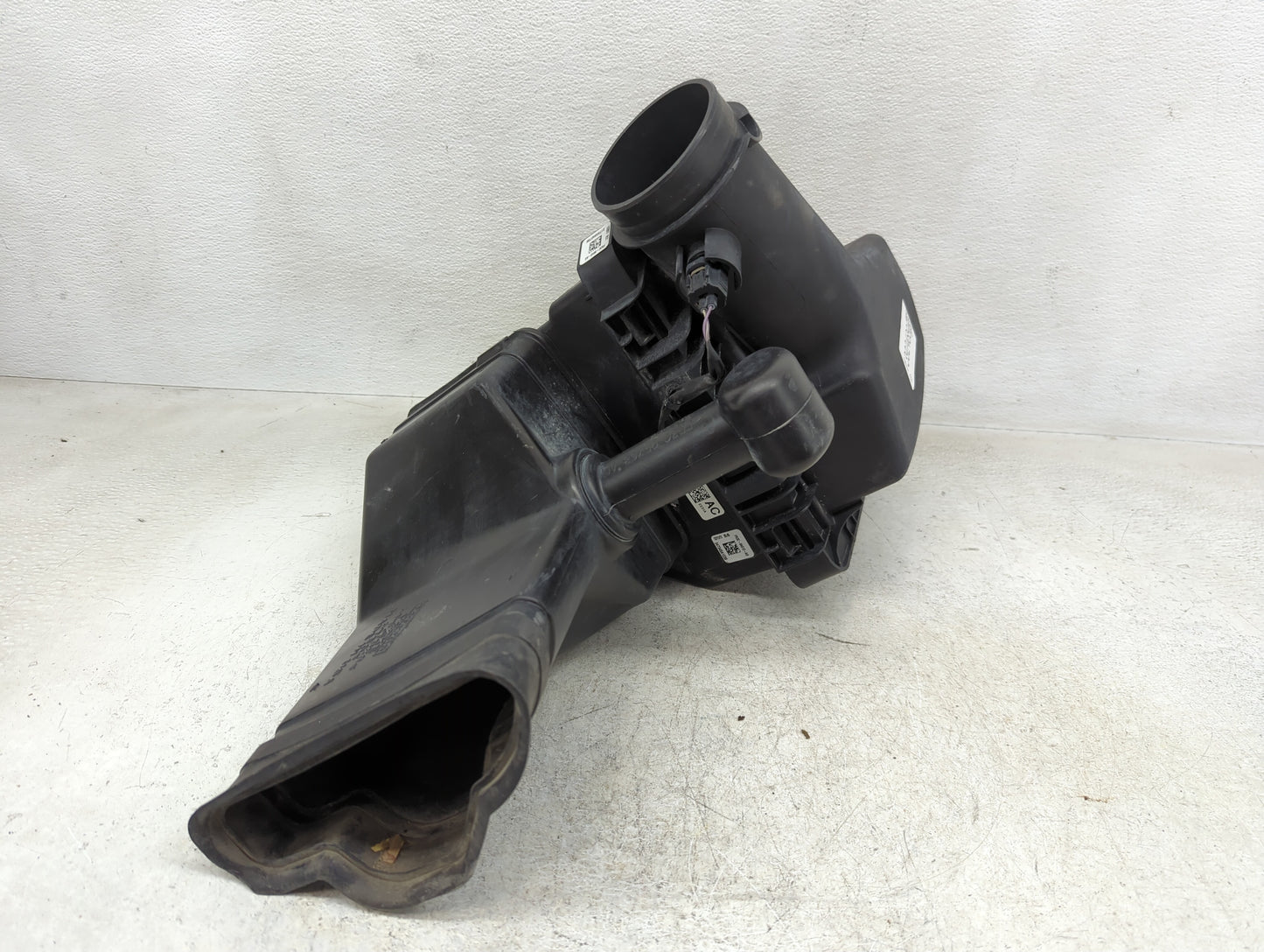 2018-2022 Ford Mustang Air Cleaner Intake-duct Hose Tube - Oemusedautoparts1.com