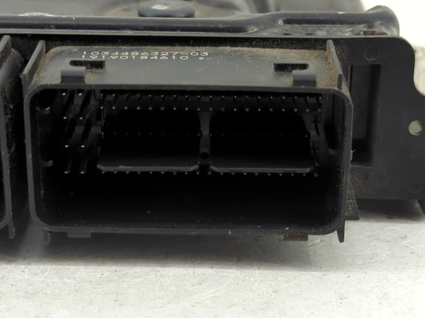 2019-2022 Ford Mustang PCM Engine Control Computer ECU ECM PCU OEM P/N:KR3A-12A650-HB Fits Fits 2019 2020 2021 2022 OEM Used