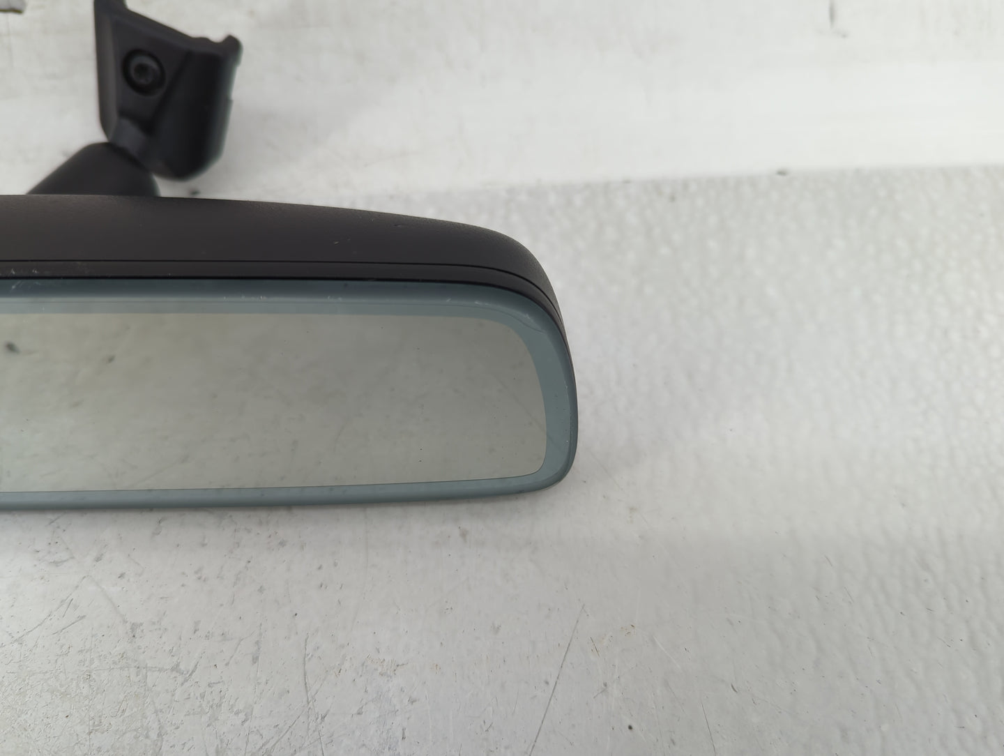 2018-2022 Ford Mustang Interior Rear View Mirror Replacement OEM Fits Fits 2018 2019 2020 2021 2022 OEM Used Auto Parts - Oe