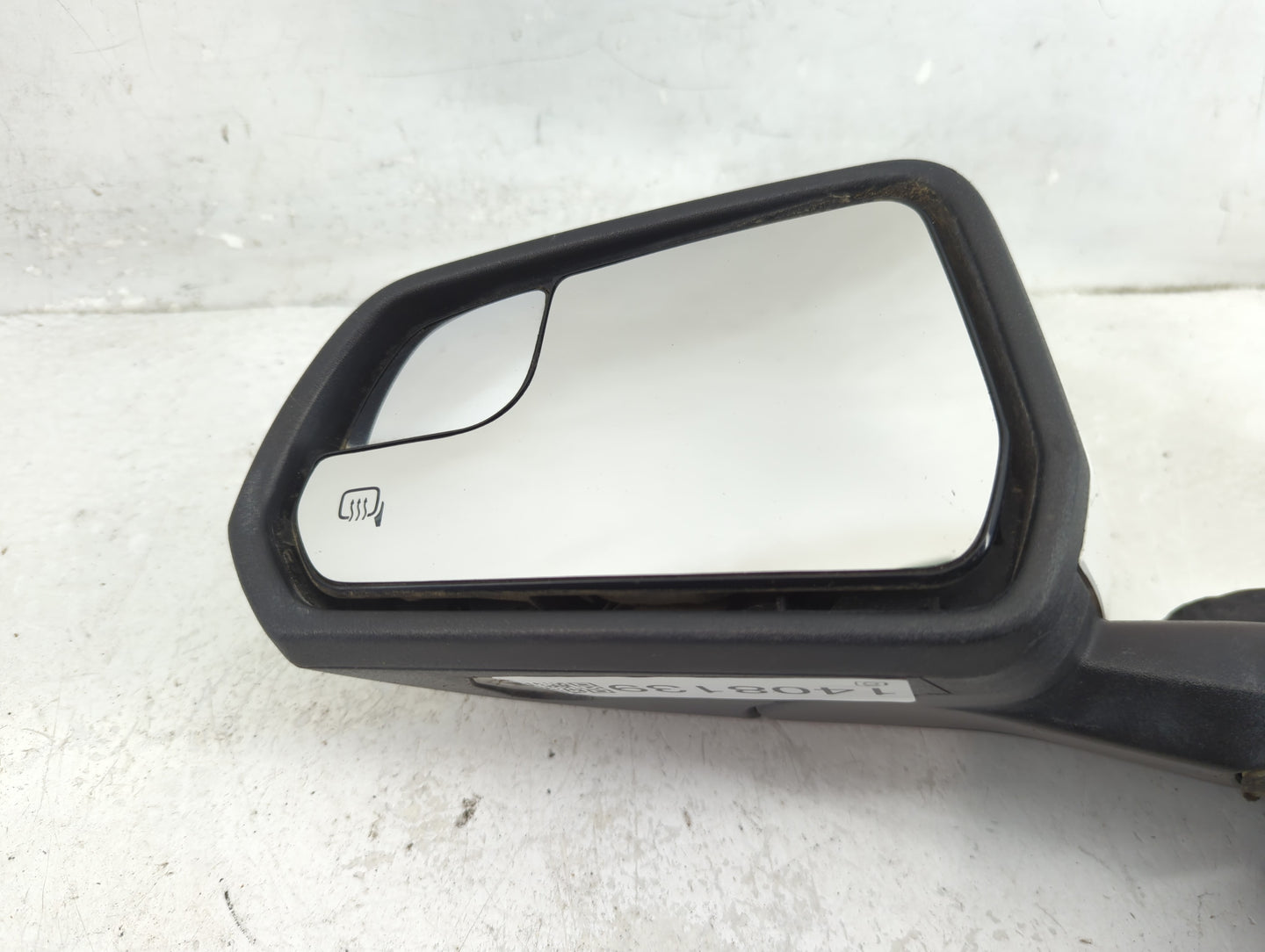 2015-2020 Ford Mustang Driver Side View Mirror - Left Door Mirror OEM Used - Oemusedautoparts1.com