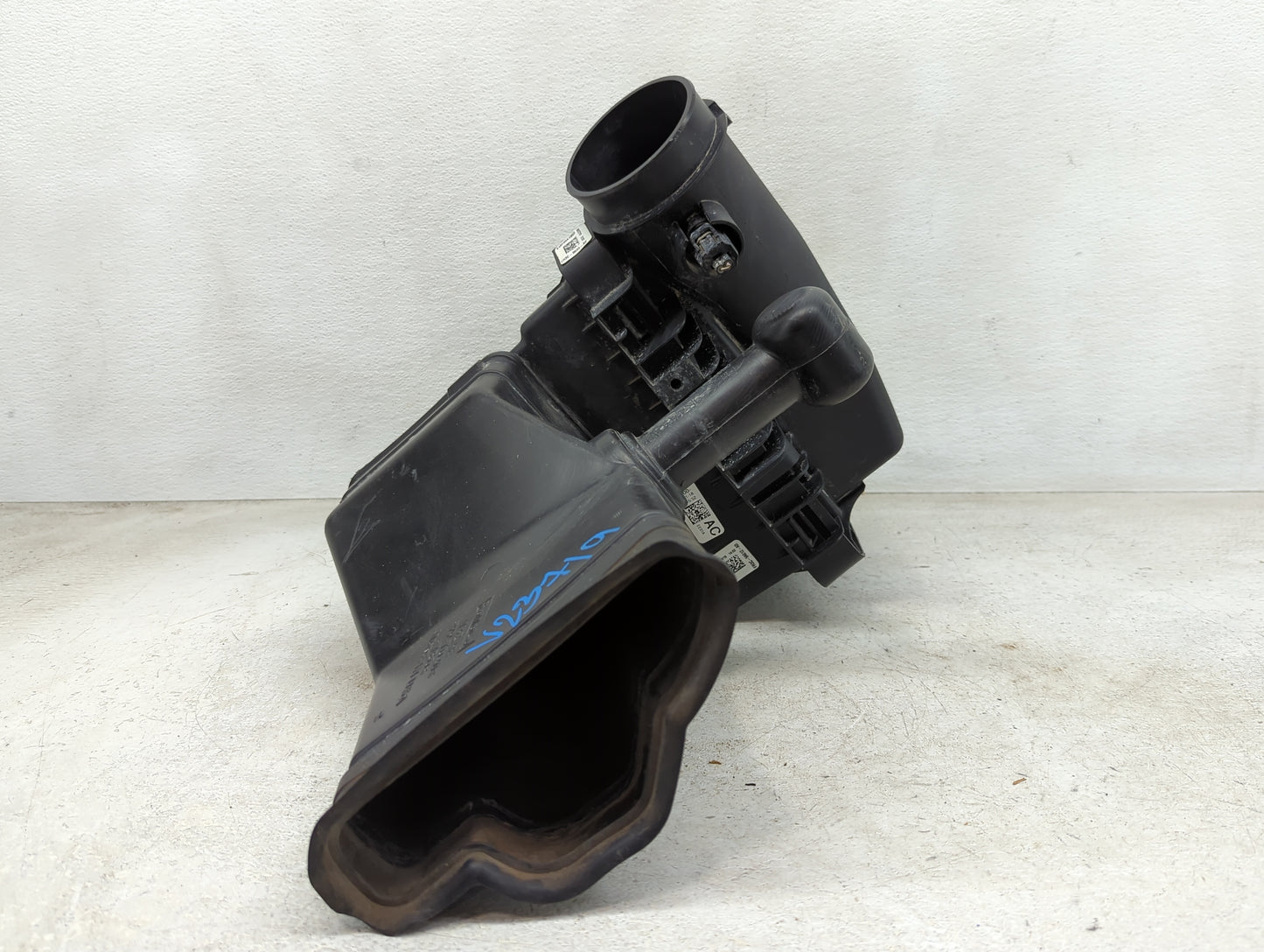 2018-2022 Ford Mustang Air Cleaner Intake-duct Hose Tube - Oemusedautoparts1.com
