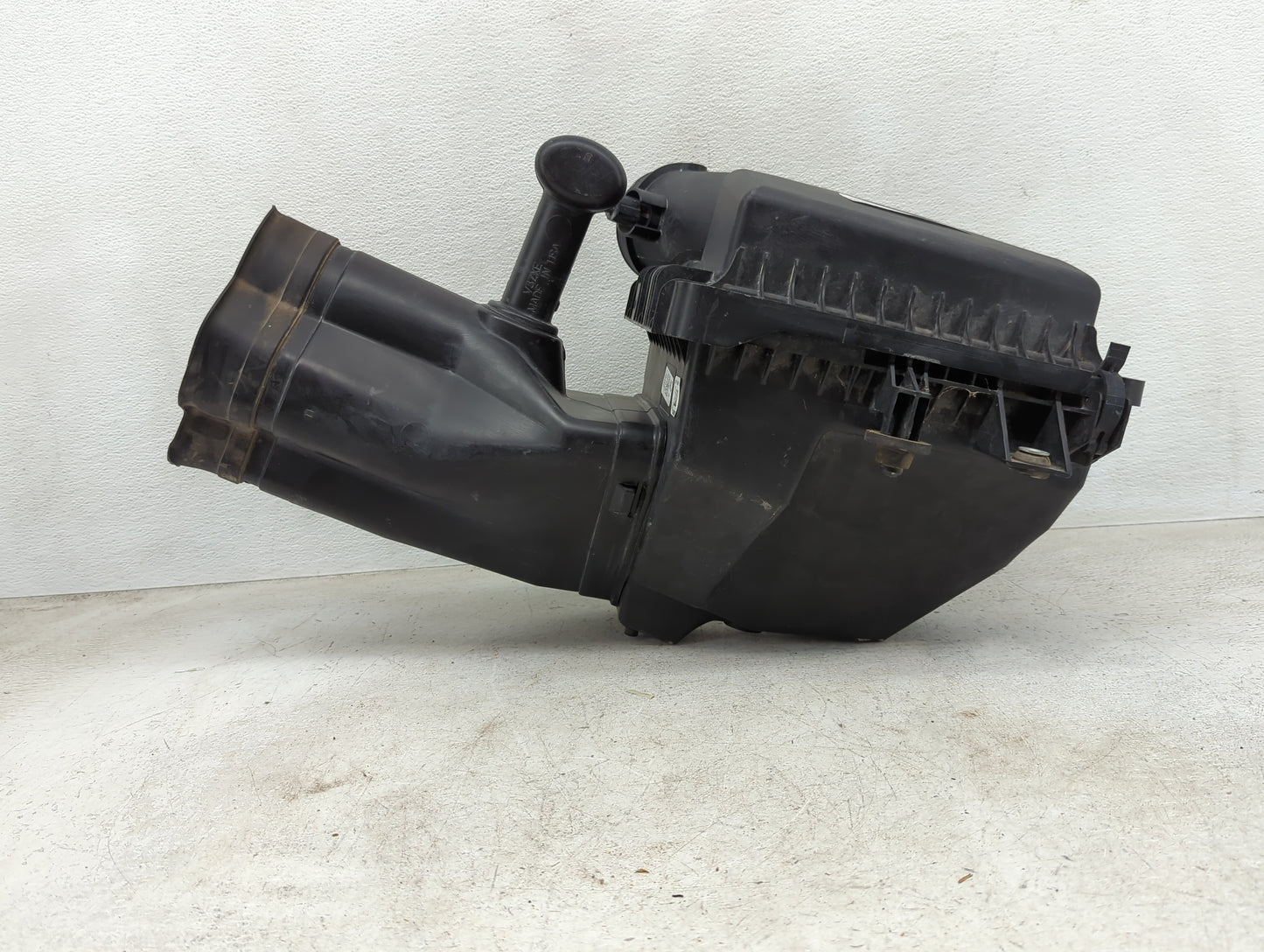 2018-2022 Ford Mustang Air Cleaner Intake-duct Hose Tube - Oemusedautoparts1.com