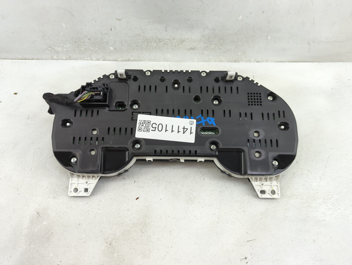 2019-2020 Ford Mustang Instrument Cluster Speedometer Gauges P/N:KR3T-10849-EB Fits Fits 2019 2020 OEM Used Auto Parts - Oem