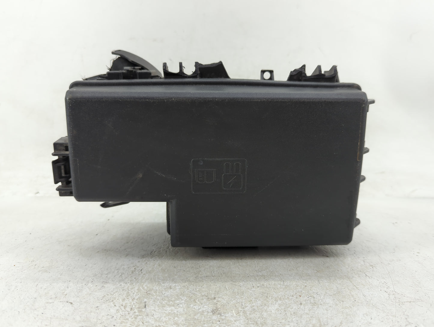 2018-2019 Ford Mustang Fusebox Fuse Box Panel Relay Module P/N:3179-002 Fits Fits 2018 2019 OEM Used Auto Parts - Oemusedaut