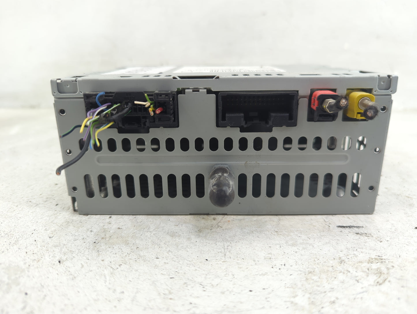 2019 Ford Mustang Radio AM FM Cd Player Receiver Replacement P/N:KR3T-18D832-ED RU-9751S-C Fits OEM Used Auto Parts - Oemuse