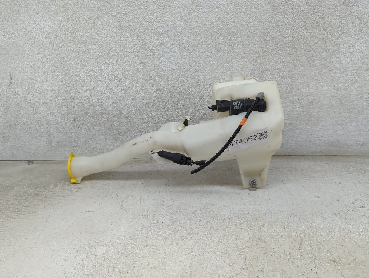 2016-2020 Ford Mustang Windshield Washer Fluid Reservoir Bottle Oem - Oemusedautoparts1.com