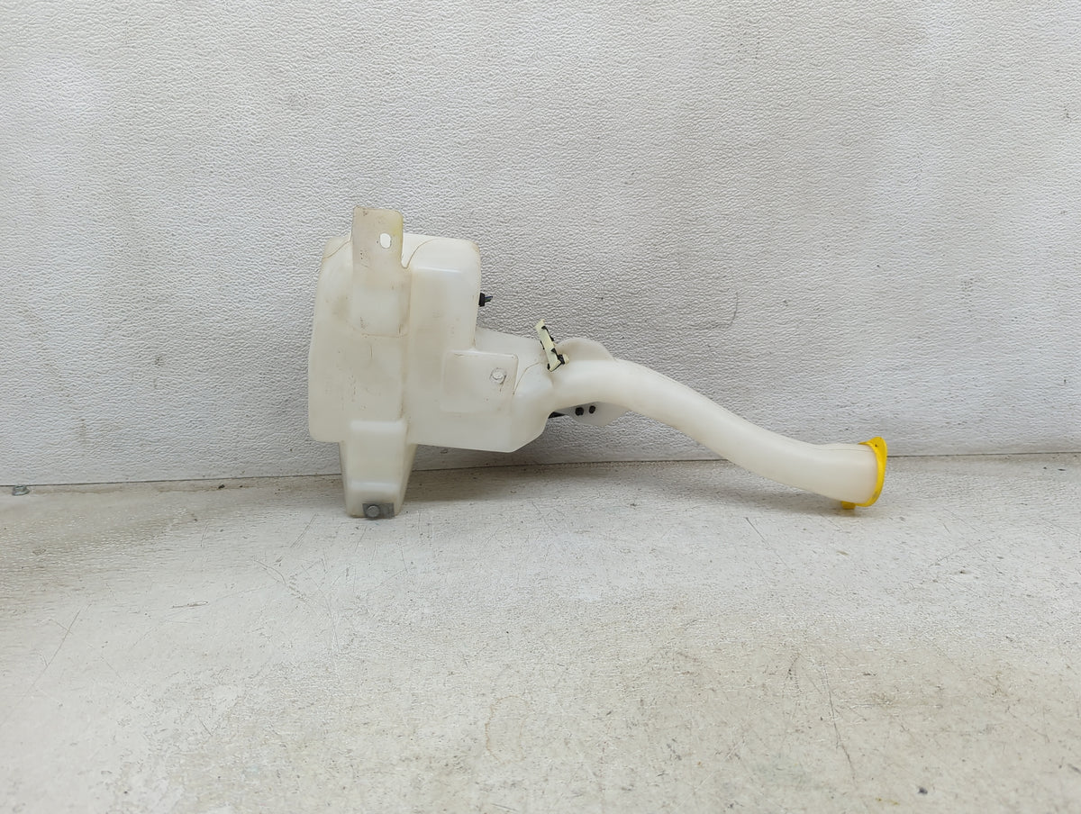 2016-2020 Ford Mustang Windshield Washer Fluid Reservoir Bottle Oem - Oemusedautoparts1.com