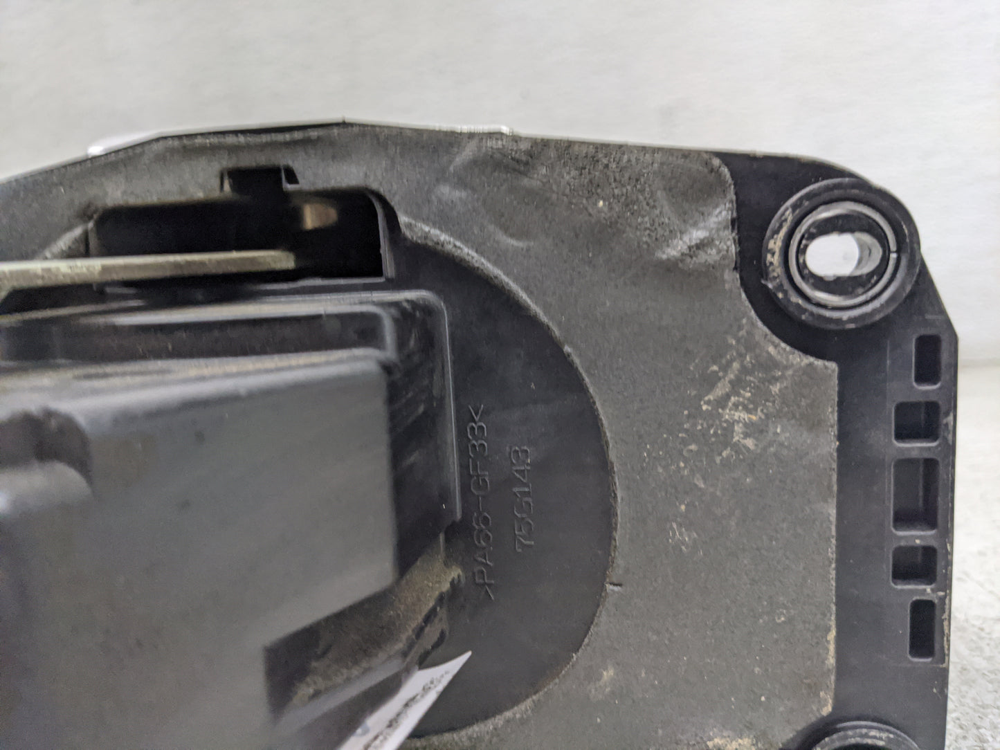 2019 Ford Mustang Floor Console Assembly Shifter - Oemusedautoparts1.com