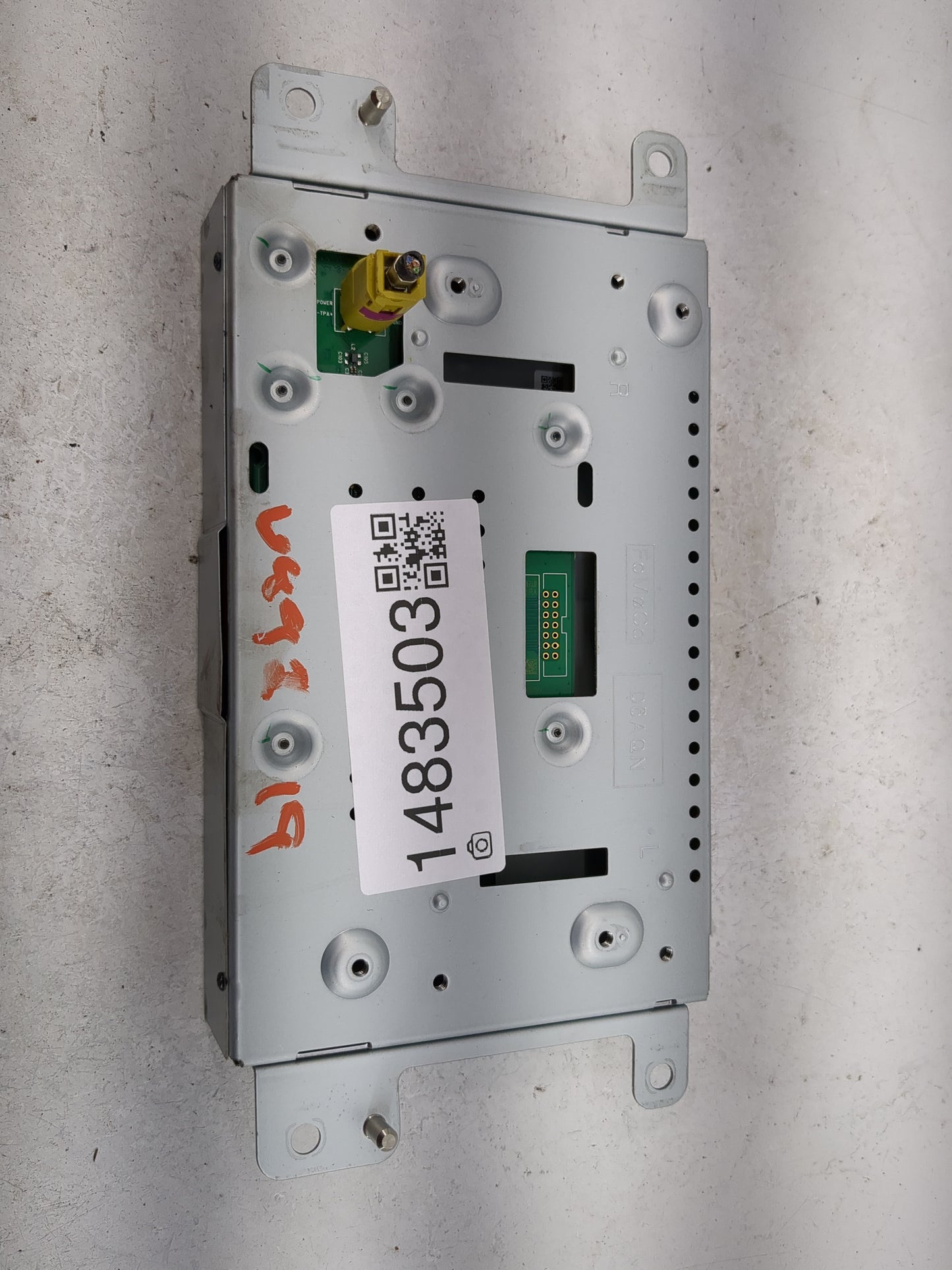2019-2022 Ford Mustang Information Display Screen 1483503 - Oemusedautoparts1.com