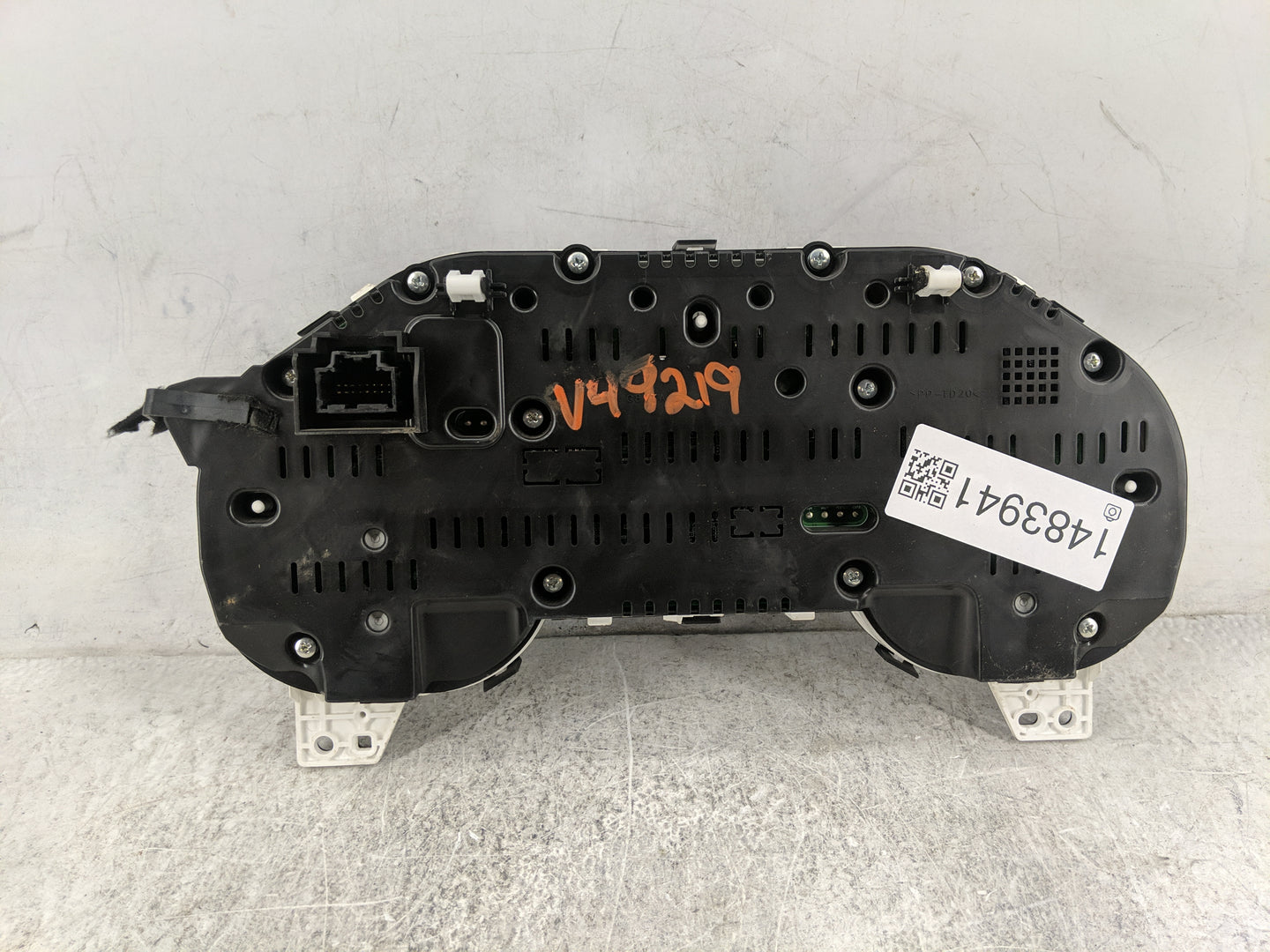 2019-2020 Ford Mustang Instrument Cluster Speedometer Gauges P/N:KR3T-10849-EB MX257550-8581 Miles: Fits Fits 2019 2020 OEM 