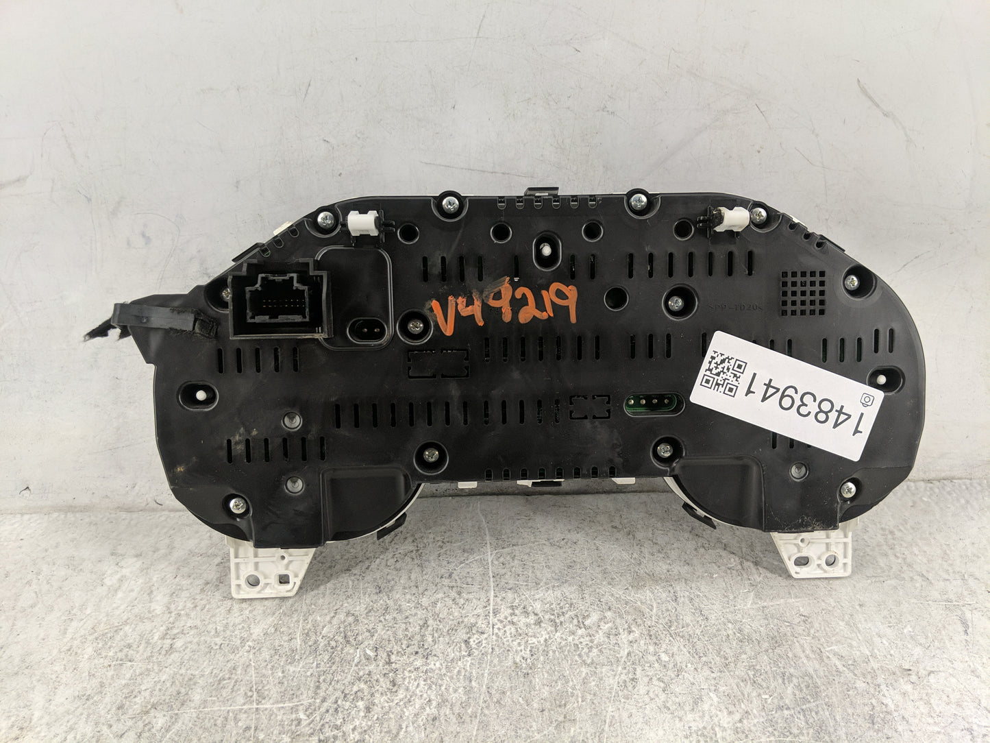 2019-2020 Ford Mustang Instrument Cluster Speedometer Gauges P/N:KR3T-10849-EB MX257550-8581 Miles: Fits Fits 2019 2020 OEM 