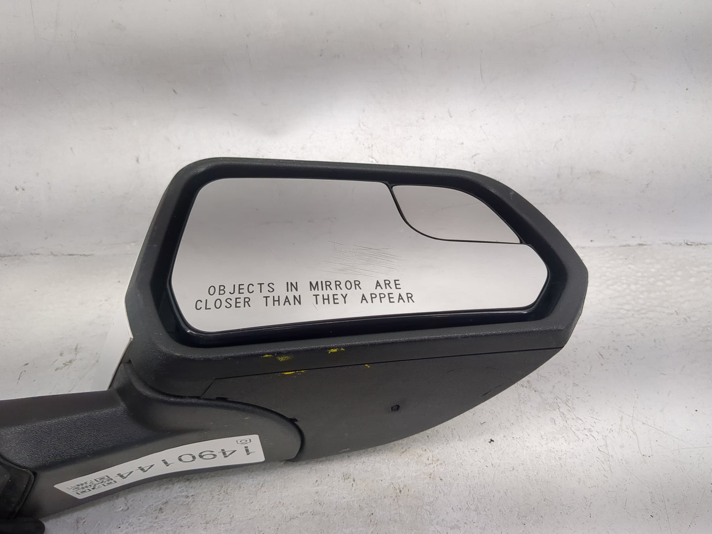 2015-2020 Ford Mustang Passenger Side View Mirror - Right Door Mirror OEM Used - Oemusedautoparts1.com