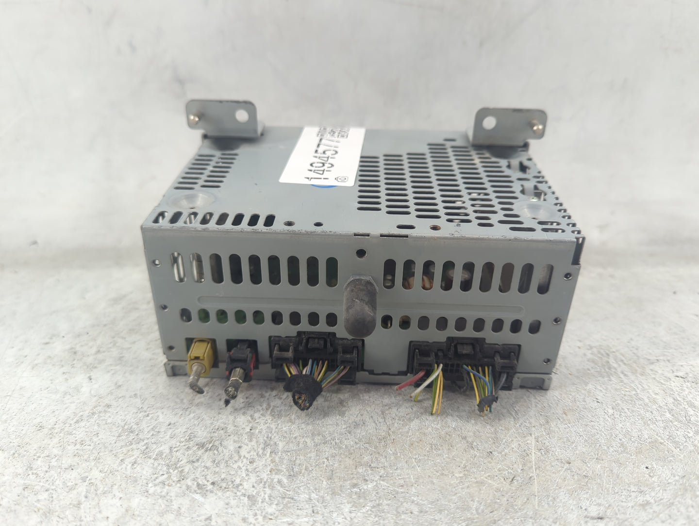 2019 Ford Mustang Radio AM FM Cd Player Receiver Replacement P/N:RU-9751S-C S6YKB, KR3T-18D832-ED Fits OEM Used Auto Parts -