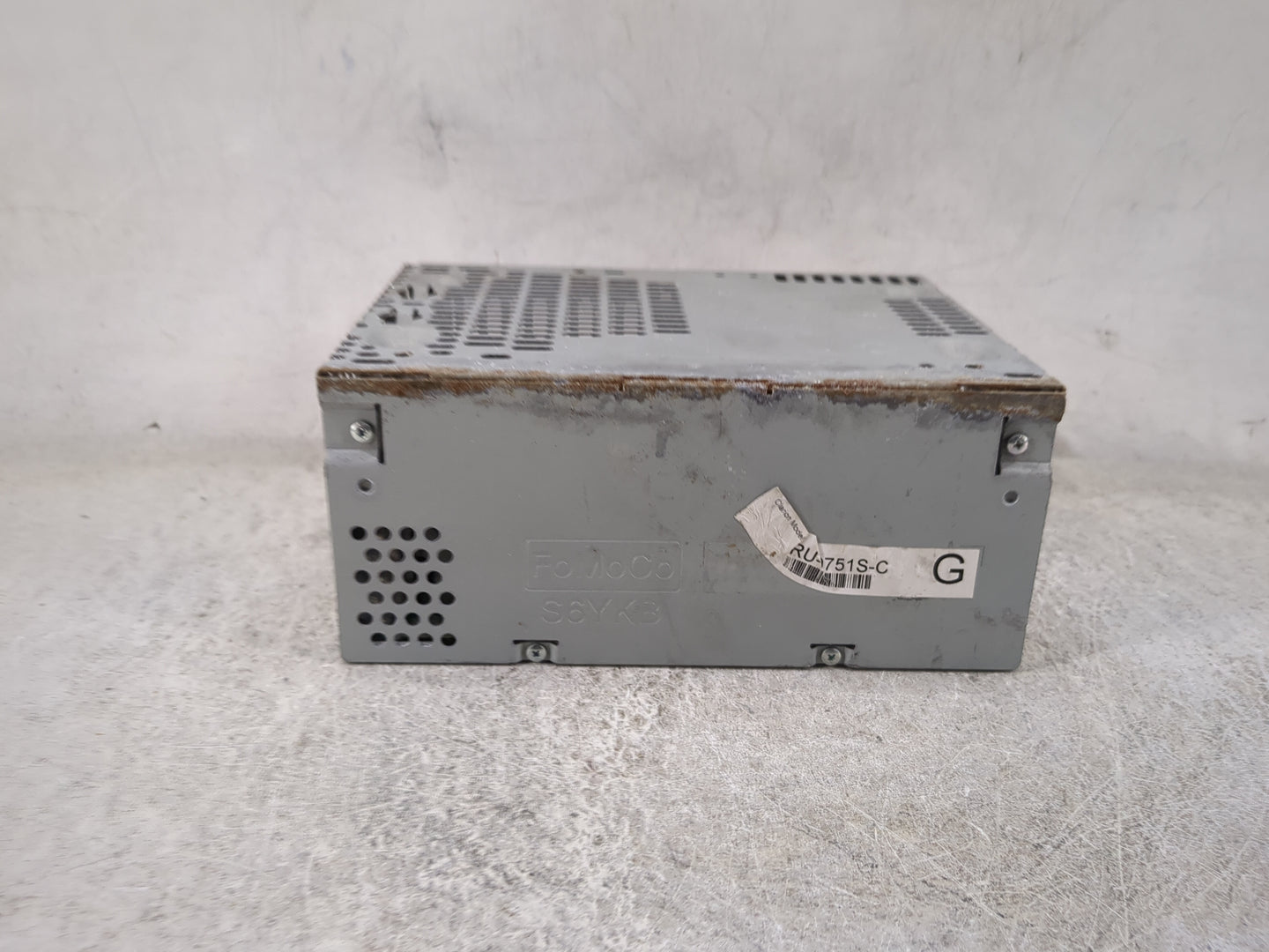 2019 Ford Mustang Radio AM FM Cd Player Receiver Replacement P/N:RU-751S-C KR3T-18D832-ED, S6YK3 Fits OEM Used Auto Parts - 