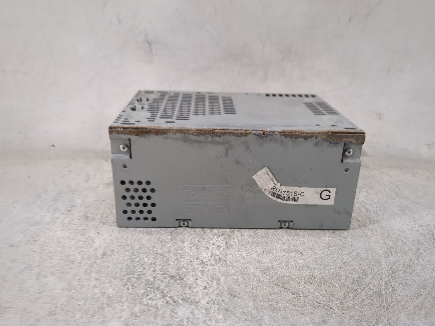 2019 Ford Mustang Radio AM FM Cd Player Receiver Replacement P/N:RU-751S-C KR3T-18D832-ED, S6YK3 Fits OEM Used Auto Parts - 
