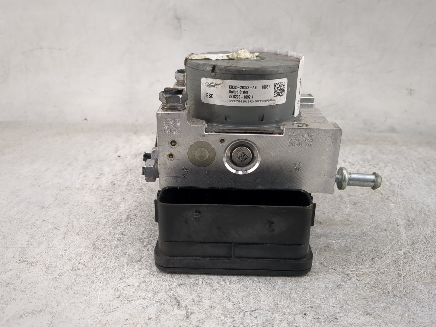 2019-2022 Ford Mustang ABS Pump Control Module Replacement P/N:KR3C-2B373-AB 25.0220-1092.4 Fits Fits 2019 2020 2021 2022 OE