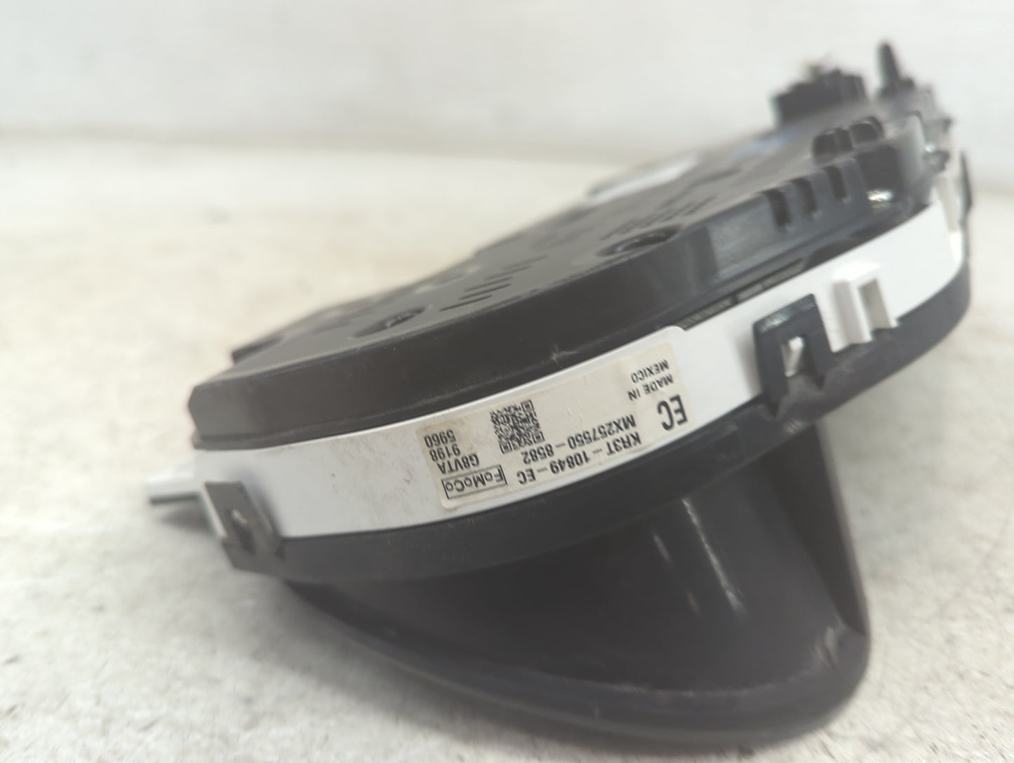 2019-2020 Ford Mustang Instrument Cluster Speedometer Gauges P/N:KR3T-10849-EC MX2575550-8582 Miles: Fits Fits 2019 2020 OEM