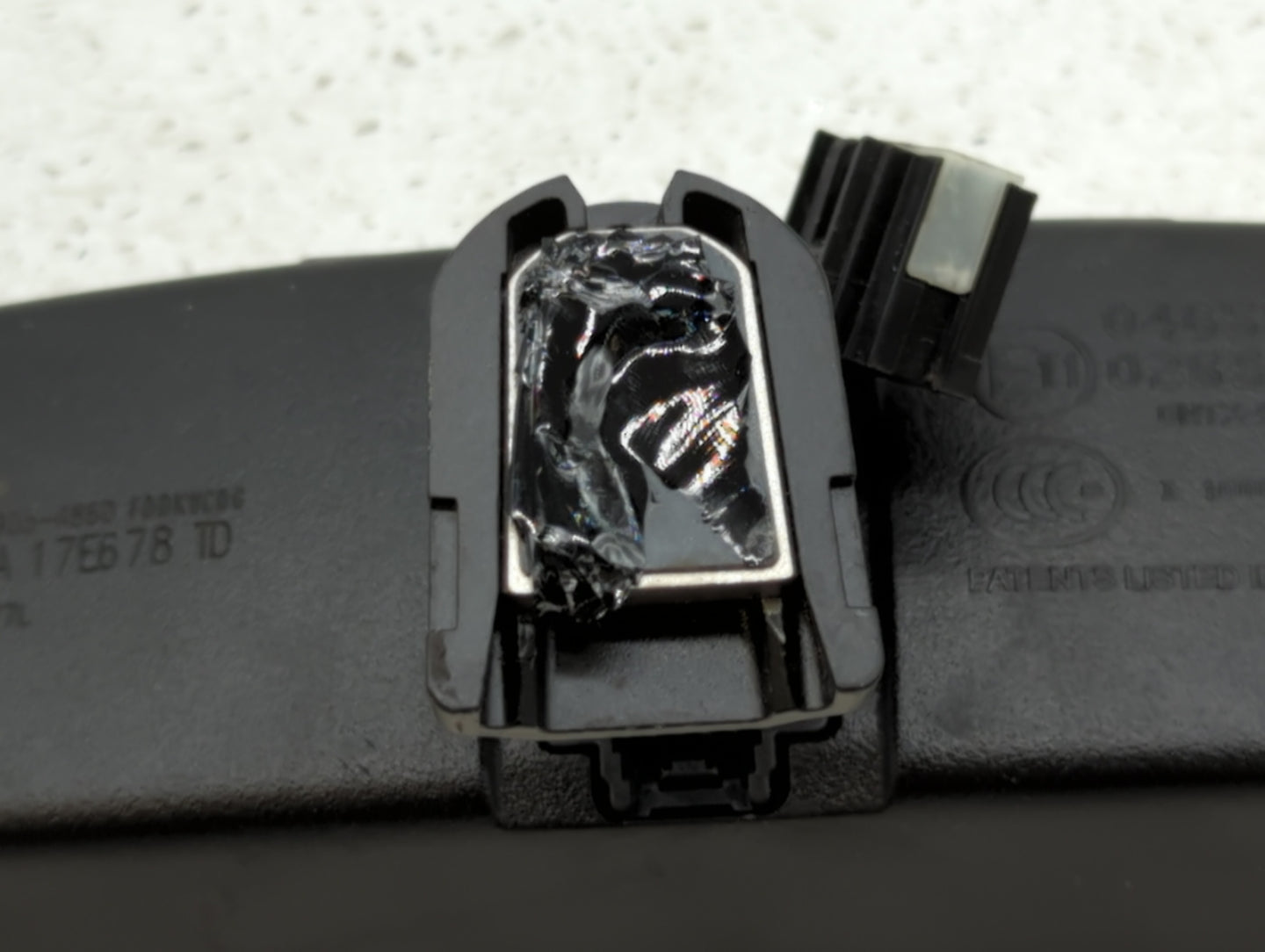 2018 Ford Mustang Interior Rear View Mirror Replacement OEM P/N:E11026533 E11046533 Fits Fits 2019 OEM Used Auto Parts - Oem