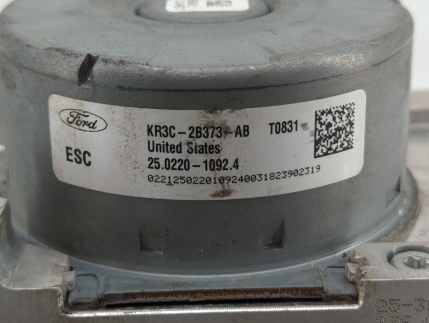 2019-2022 Ford Mustang ABS Pump Control Module Replacement P/N:KR3C-2C219-AB KR3C-2B373-AB Fits Fits 2019 2020 2021 2022 OEM