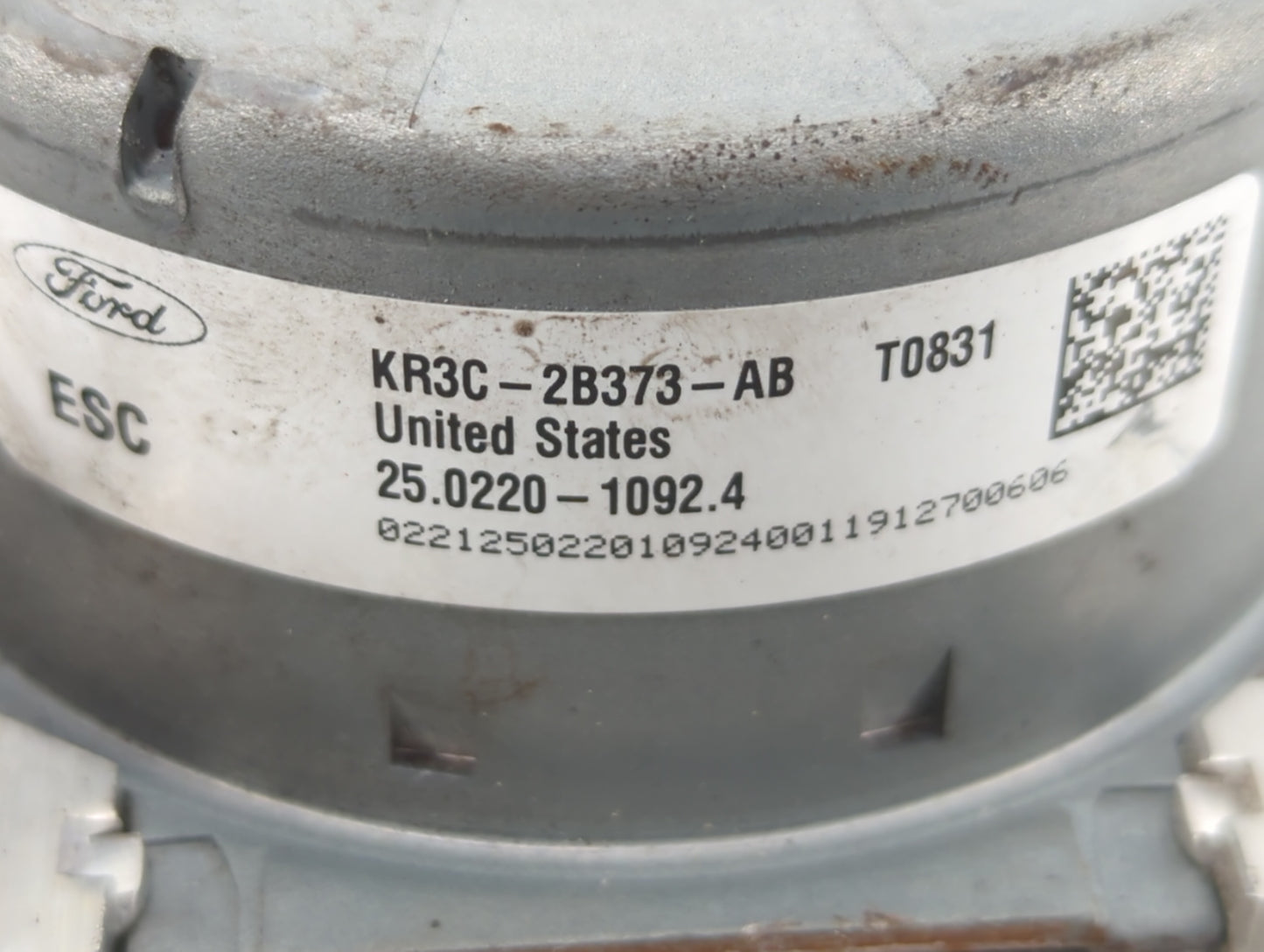 2019-2022 Ford Mustang ABS Pump Control Module Replacement P/N:KR3C-2B373-AB KR3C-2C219-AB Fits Fits 2019 2020 2021 2022 OEM