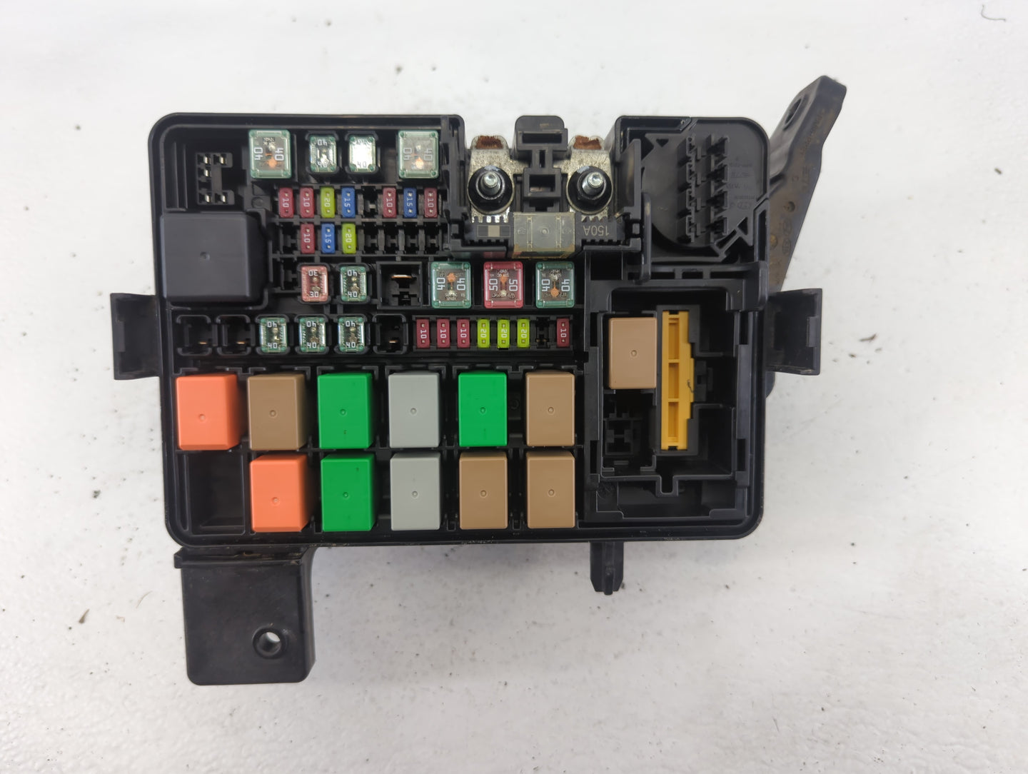 2019 Ford Mustang Fusebox Fuse Box Panel Relay Module P/N:P077Y4Y4 9140 J0441 Fits OEM Used Auto Parts - Oemusedautoparts1.c