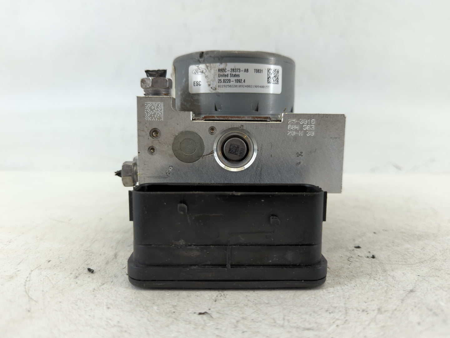 2019-2022 Ford Mustang ABS Pump Control Module Replacement P/N:KR3C-2B373-AB Fits Fits 2019 2020 2021 2022 OEM Used Auto Par