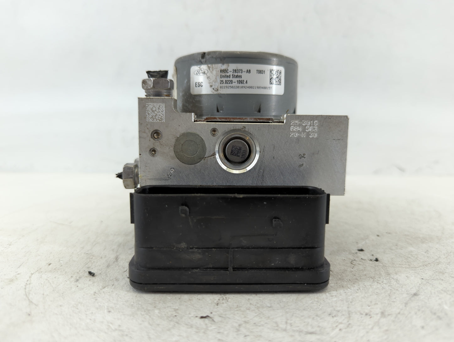 2019-2022 Ford Mustang ABS Pump Control Module Replacement P/N:KR3C-2B373-AB Fits Fits 2019 2020 2021 2022 OEM Used Auto Par