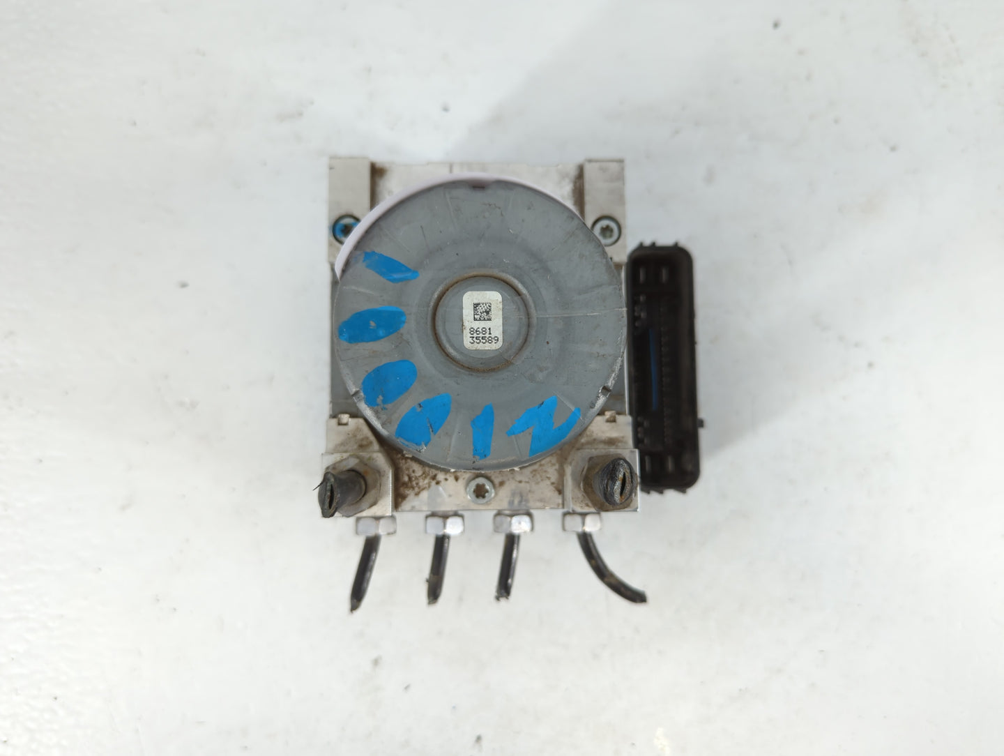 2019-2022 Ford Mustang ABS Pump Control Module Replacement P/N:MR3C-2B373-AB Fits Fits 2019 2020 2021 2022 OEM Used Auto Par