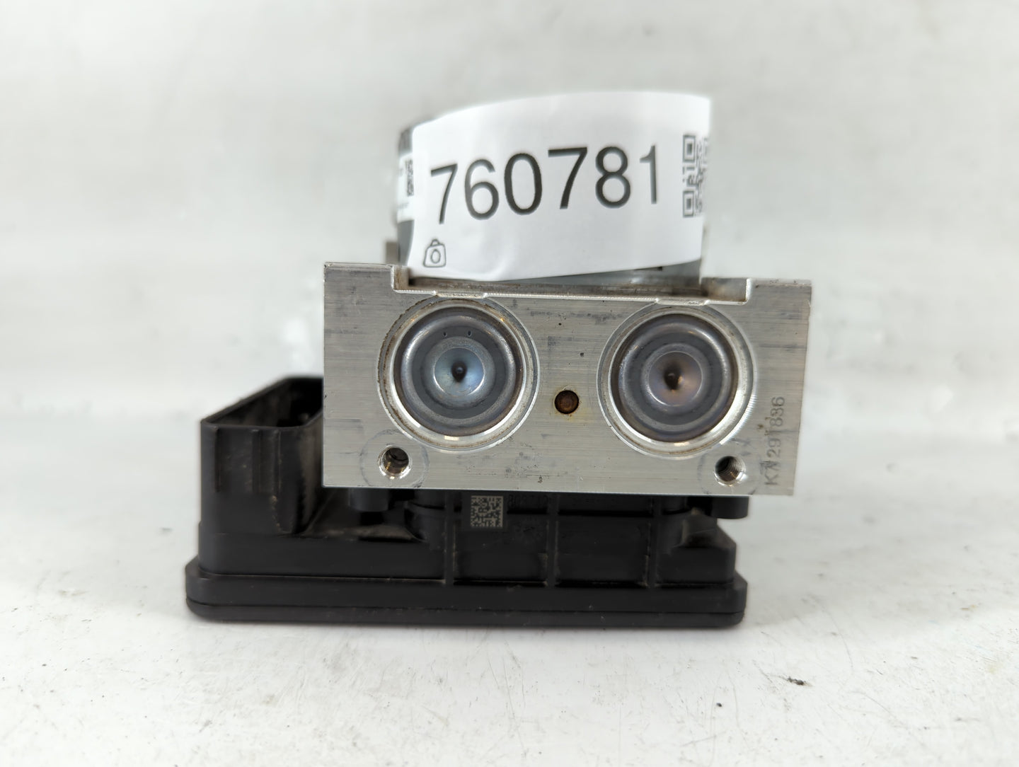 2019-2022 Ford Mustang ABS Pump Control Module Replacement P/N:MR3C-2B373-AB Fits Fits 2019 2020 2021 2022 OEM Used Auto Par