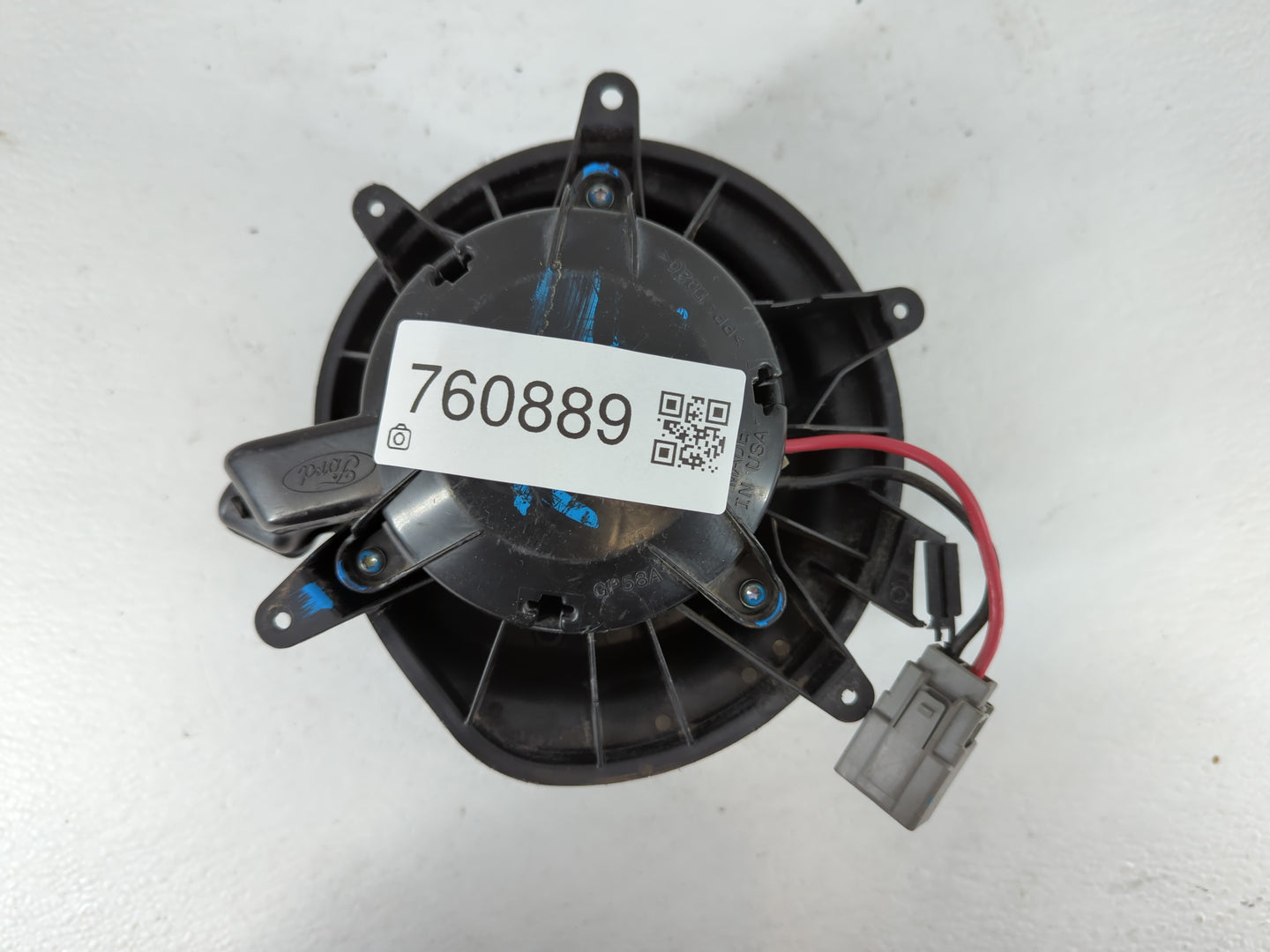 2015-2022 Ford Mustang Heater AC Blower Motor P/N:T953271 Fits Fits 2015 2016 2017 2018 2019 2020 2021 2022 OEM Used Auto Pa