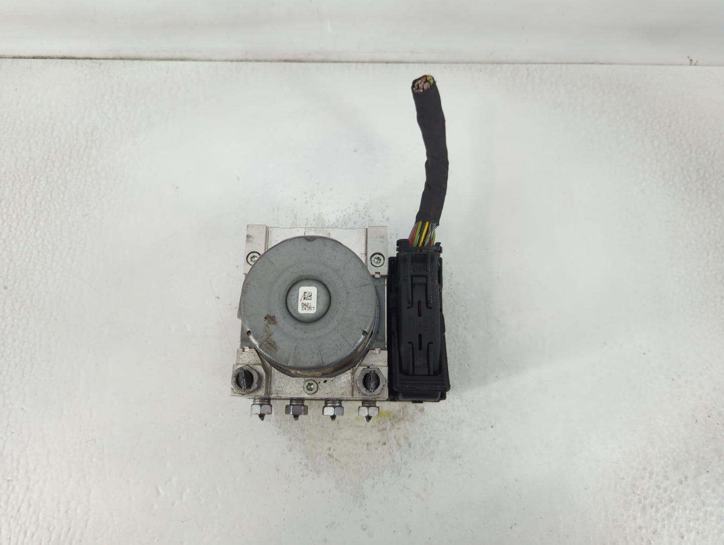 2019-2022 Ford Mustang ABS Pump Control Module Replacement P/N:KR3C-2B373-AB Fits Fits 2019 2020 2021 2022 OEM Used Auto Par