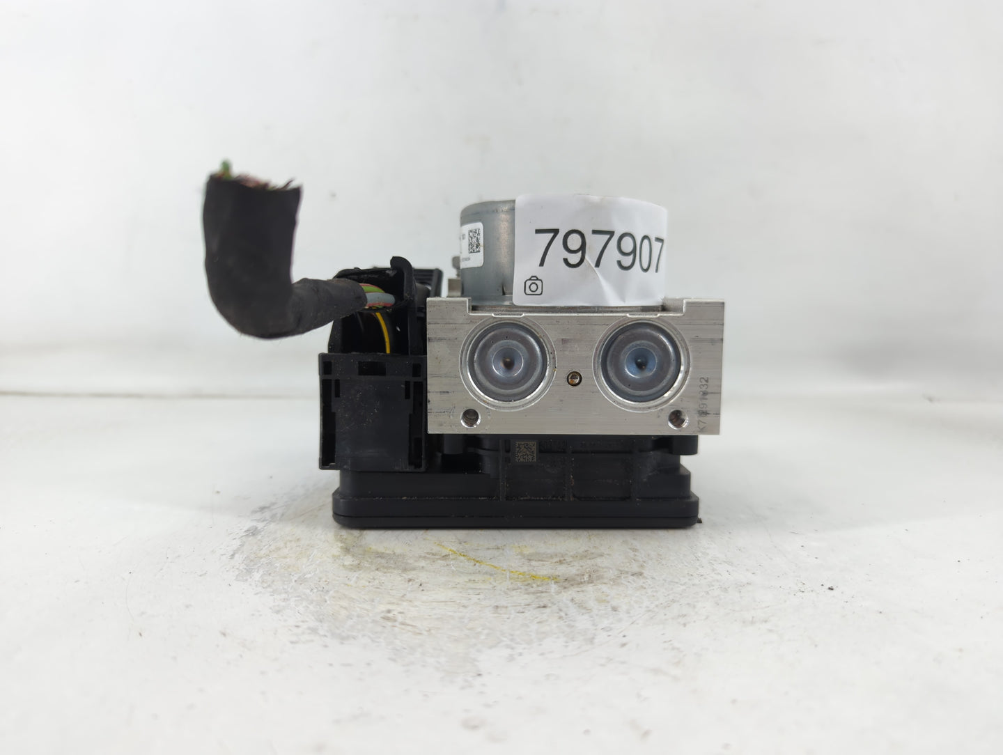 2019-2022 Ford Mustang ABS Pump Control Module Replacement P/N:KR3C-2B373-AB Fits Fits 2019 2020 2021 2022 OEM Used Auto Par