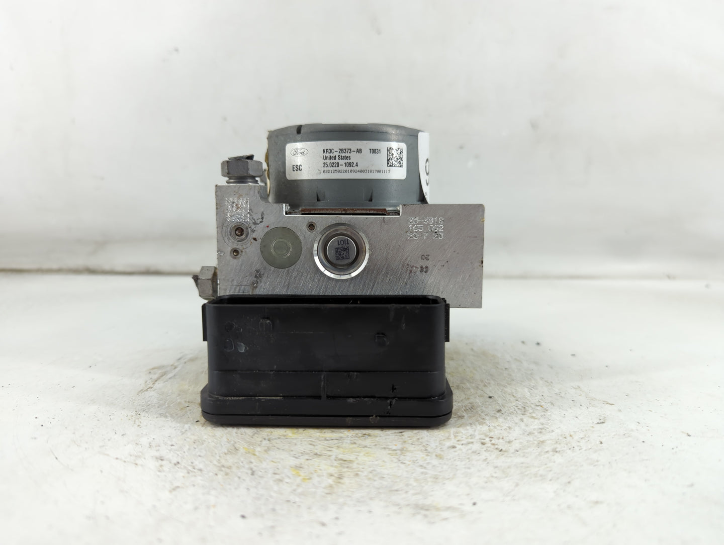 2019-2022 Ford Mustang ABS Pump Control Module Replacement P/N:KR3C-2B373-AB Fits Fits 2019 2020 2021 2022 OEM Used Auto Par