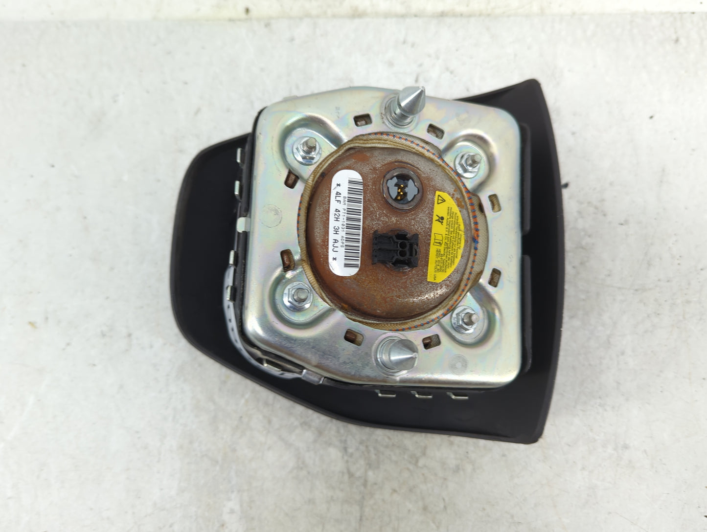 2019-2022 Ford Ranger Air Bag Driver Left Steering Wheel Mounted Fits Fits 2019 2020 2021 2022 OEM Used Auto Parts - Oemused