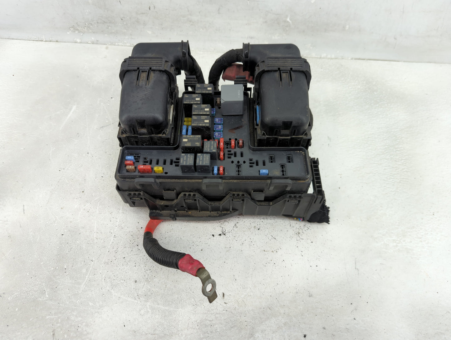 2019-2022 Ford Ranger Fusebox Fuse Box Panel Relay Module P/N:G2GT14A075AA Fits Fits 2019 2020 2021 2022 OEM Used Auto Parts