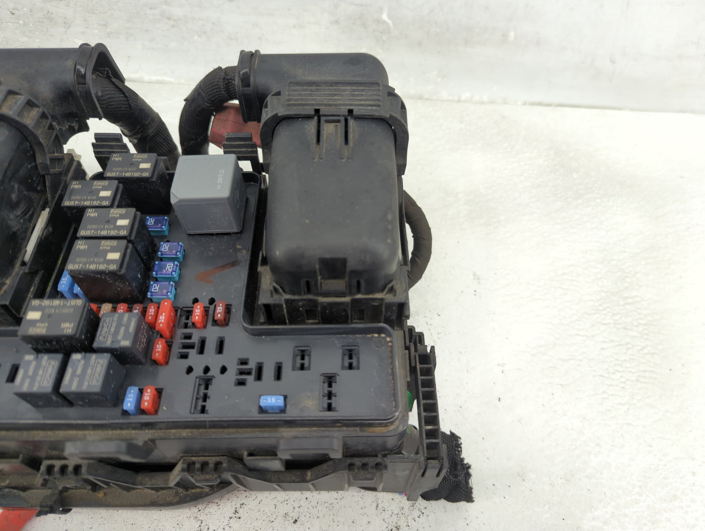 2019-2022 Ford Ranger Fusebox Fuse Box Panel Relay Module P/N:G2GT14A075AA Fits Fits 2019 2020 2021 2022 OEM Used Auto Parts