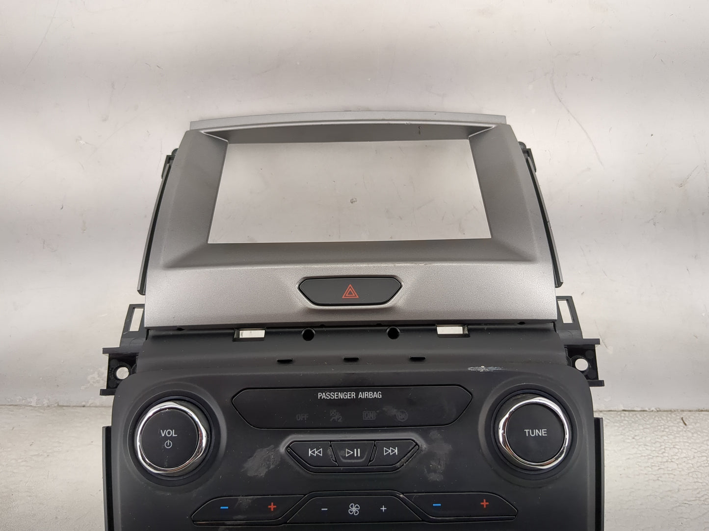 2019-2022 Ford Ranger Climate Control Module Temperature AC/Heater Replacement P/N:KB3T-18E245-KD3ENU Fits OEM Used Auto Par