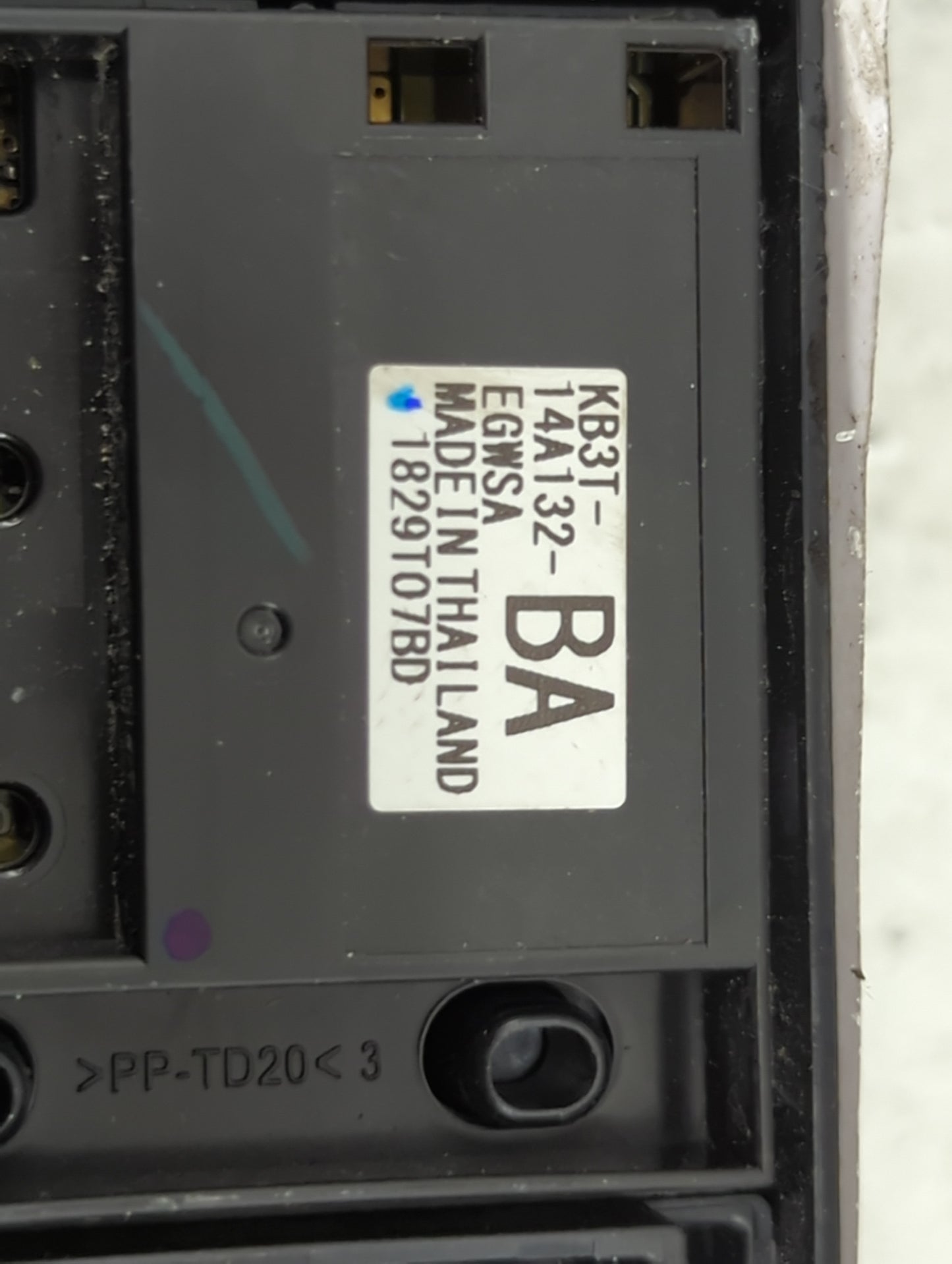 2019-2022 Ford Ranger Master Power Window Switch Replacement Driver Side Left P/N:KB3T-14A132-BA Fits Fits 2019 2020 2021 20