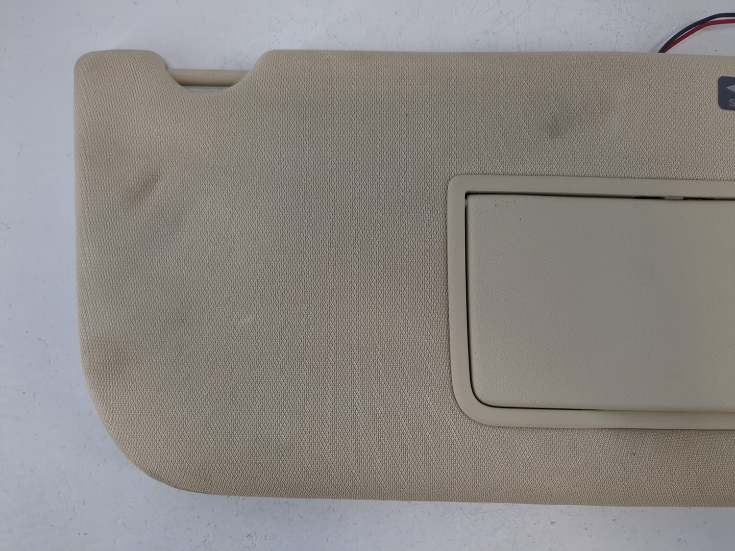 2013-2019 Ford Taurus Sun Visor Shade Replacement Passenger Right Mirror Fits OEM Used Auto Parts - Oemusedautoparts1.com