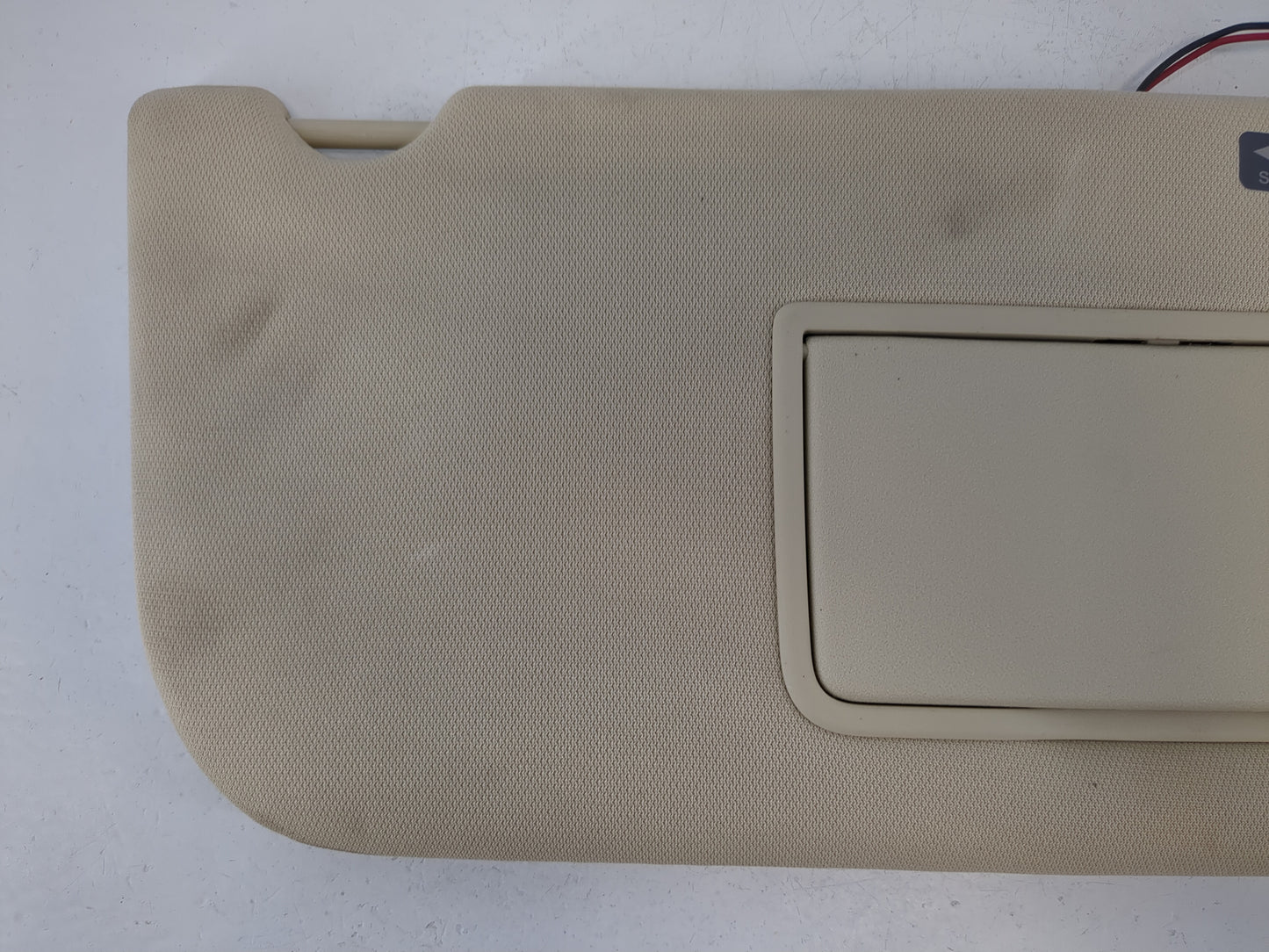 2013-2019 Ford Taurus Sun Visor Shade Replacement Passenger Right Mirror Fits OEM Used Auto Parts - Oemusedautoparts1.com