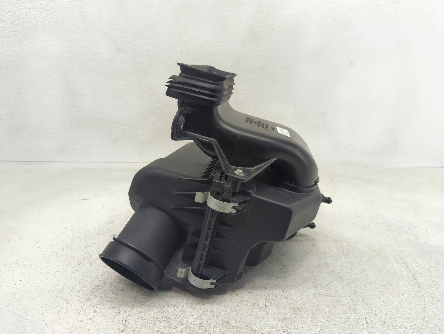 2016-2019 Ford Taurus Air Cleaner Intake-duct Hose Tube - Oemusedautoparts1.com