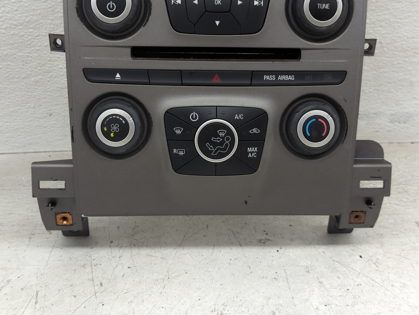 2015-2019 Ford Taurus Radio Control Panel - Oemusedautoparts1.com