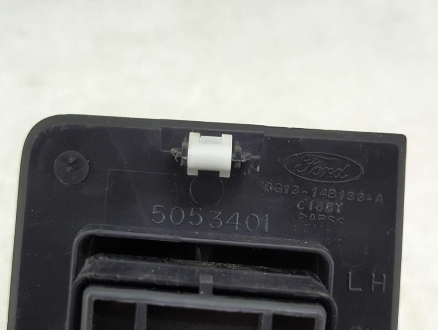 2013-2019 Ford Taurus Master Power Window Switch Replacement Driver Side Left P/N:DG13-14B133-A Fits OEM Used Auto Parts - O