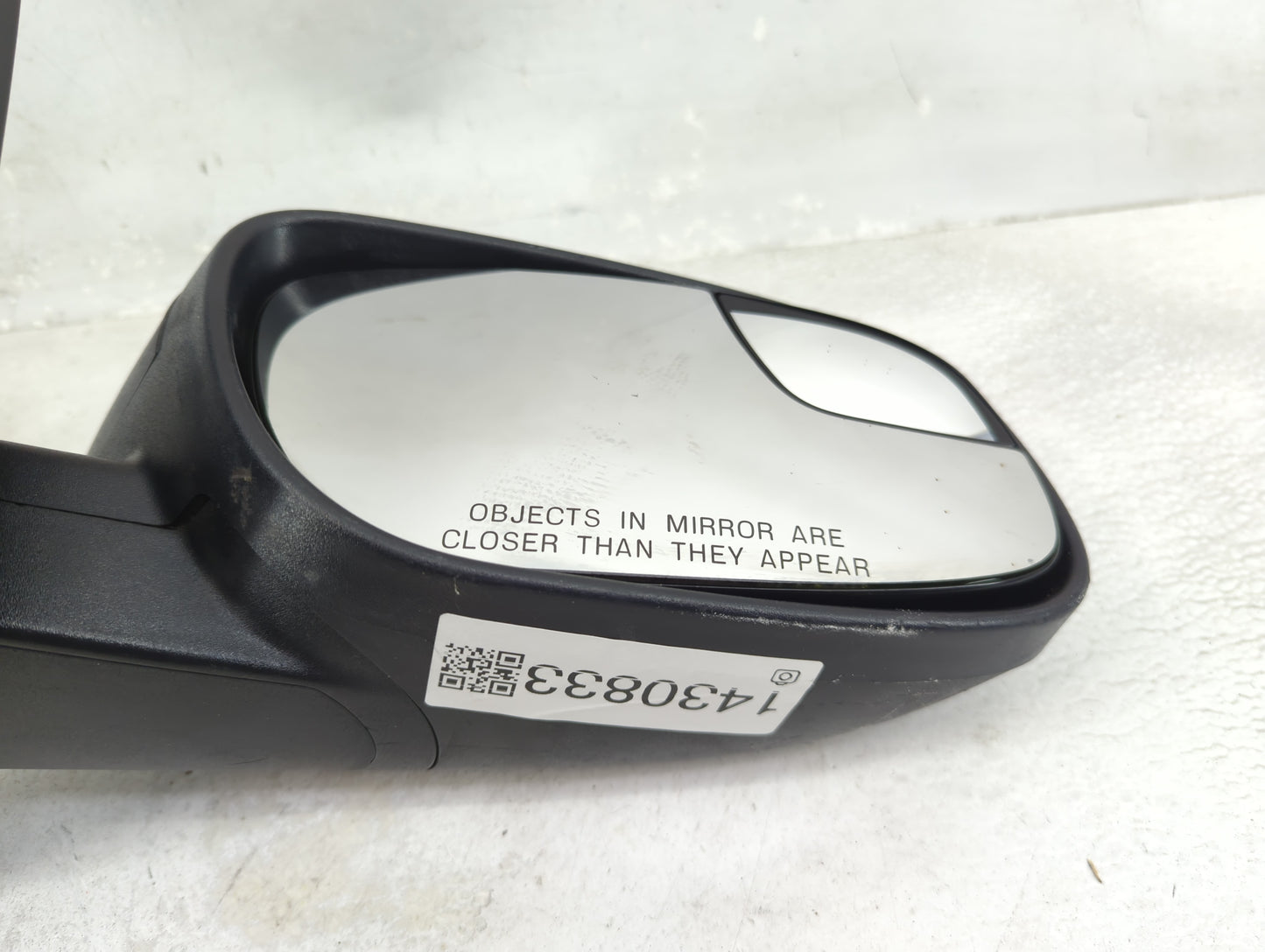 2013-2019 Ford Taurus Passenger Side View Mirror - Right Door Mirror OEM Used - Oemusedautoparts1.com