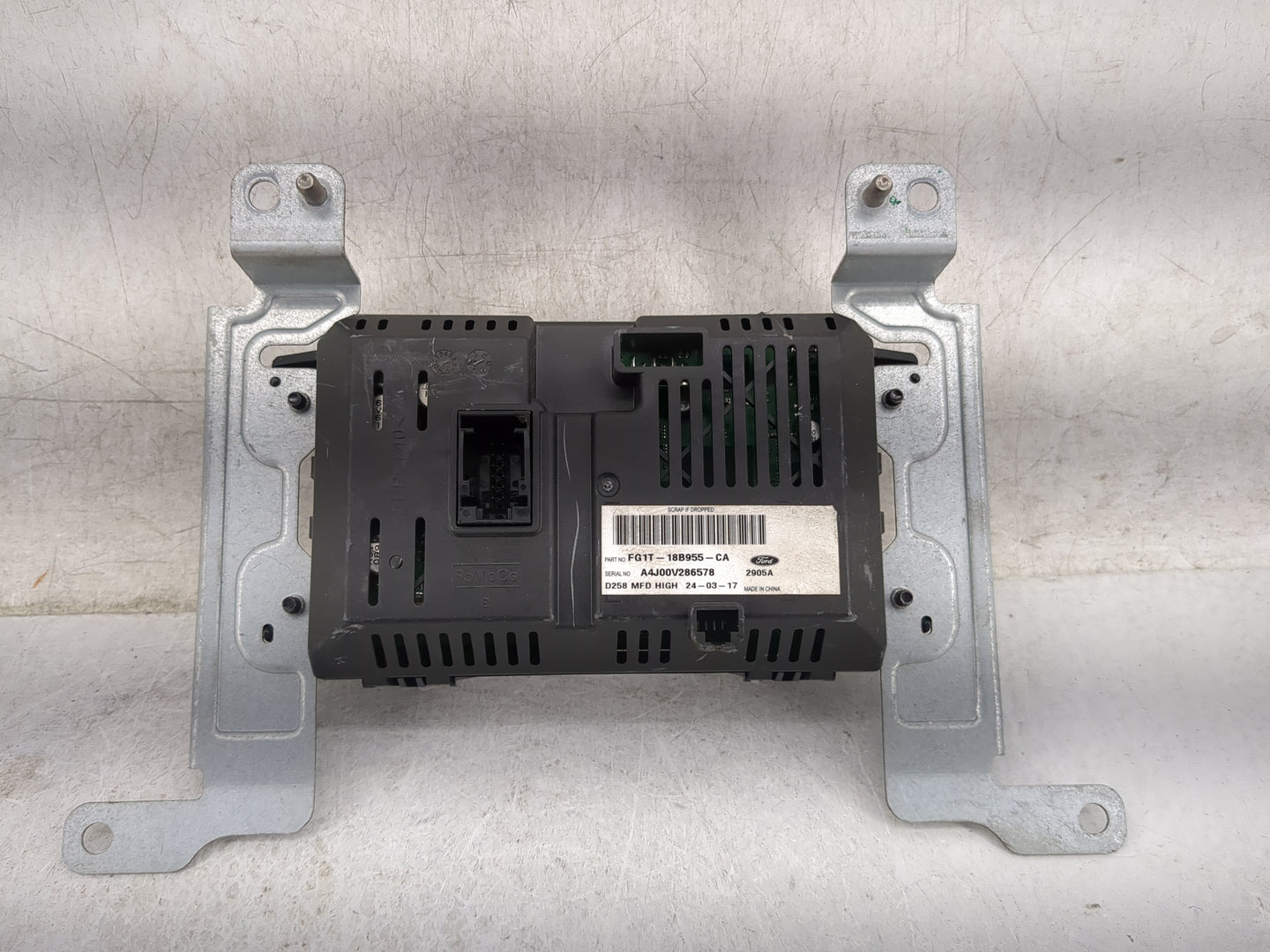 2019 Ford Taurus Information Display Screen - Oemusedautoparts1.com